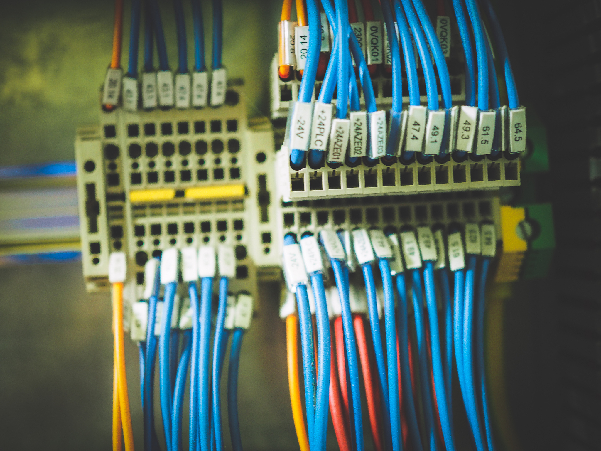 理线器 英文3个版本地道英国人用法