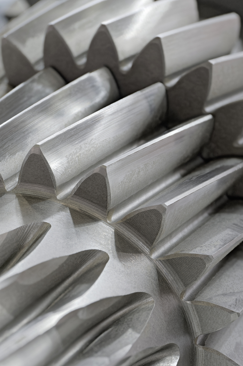 将XLS Metals是一家集研发和生产于一体的铁合金厂家为用户提供高质量的铁合金产品和服务。这句话翻译成日语