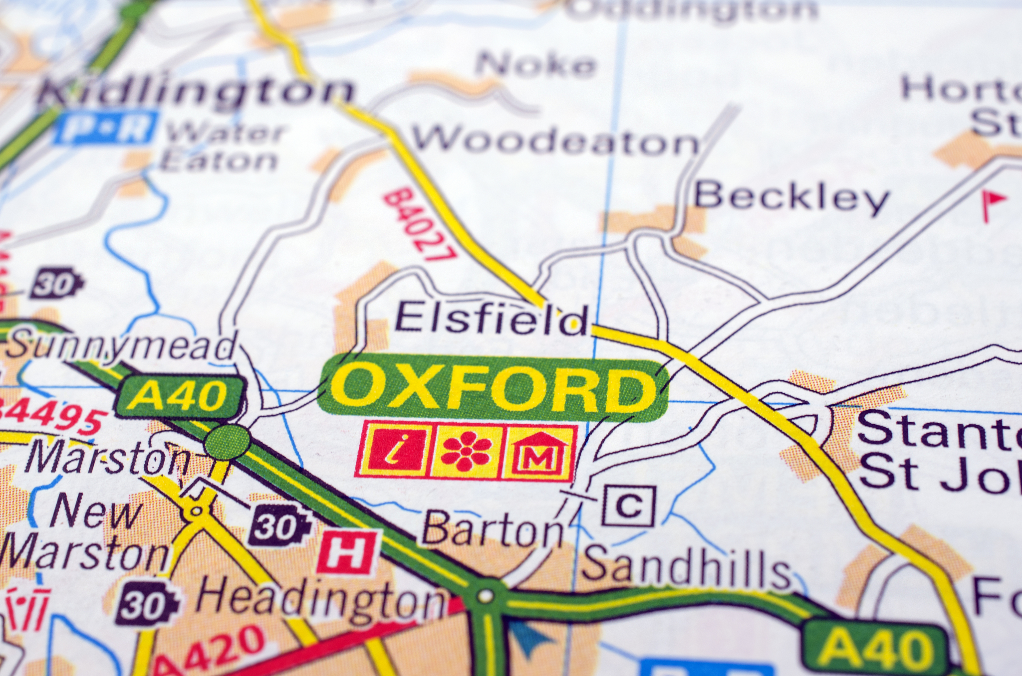 晚上11点半从布拉格机场到布拉格市中心的交通方式具体到路线站点