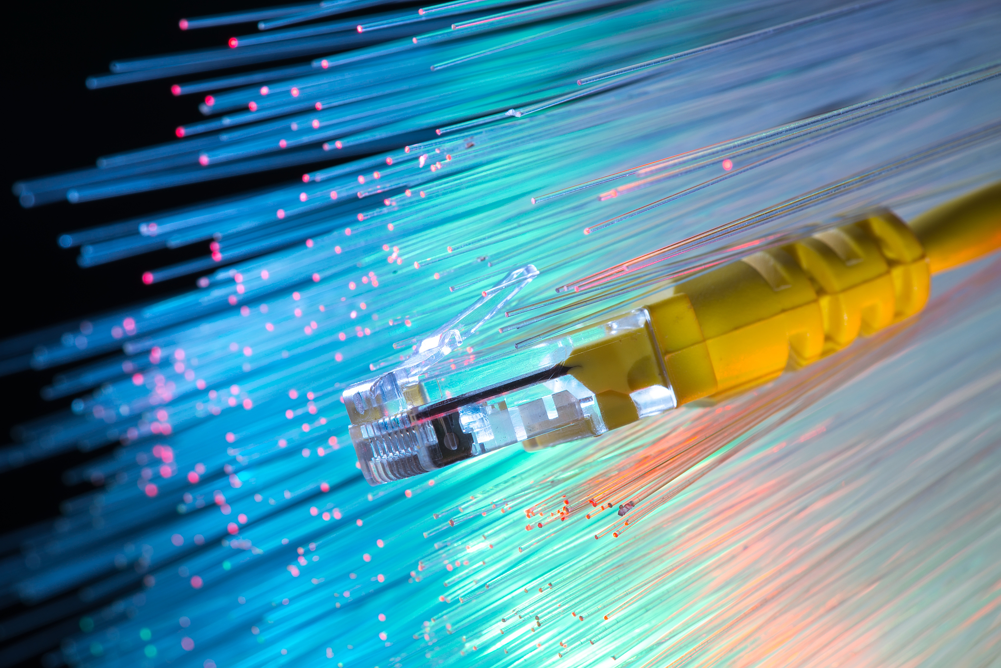 宽禁带半导体纳米线在传感、电子和光子应用中的前景与挑战