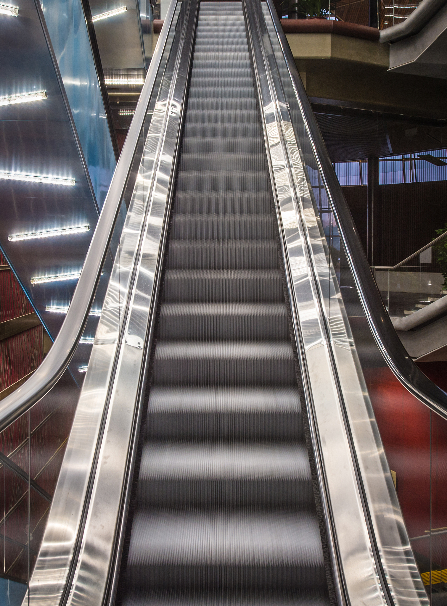 安宁市职业高级中学电梯运行与维护专业招生 | 未来电梯行业人才需求旺盛