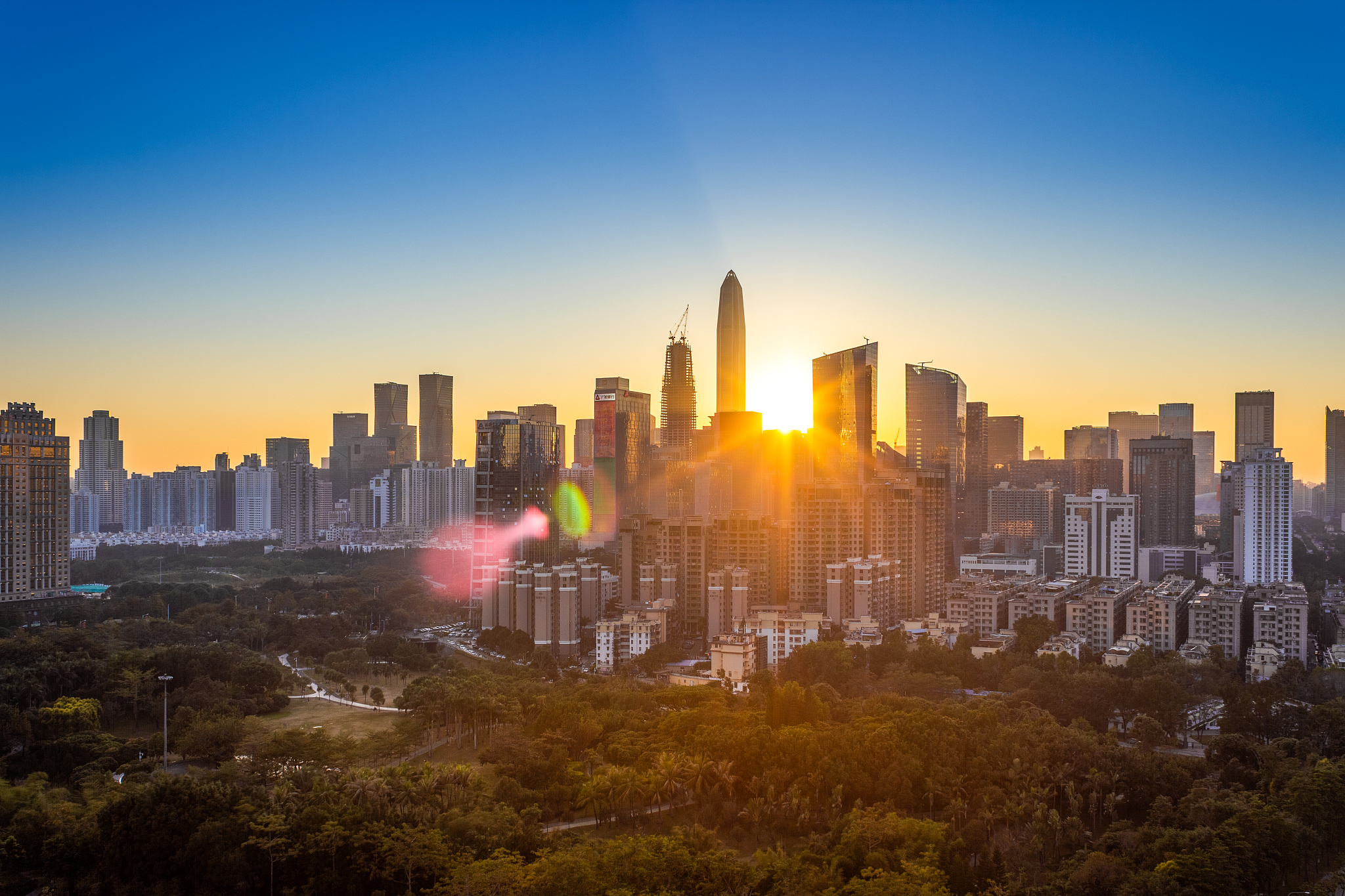 深圳城市日落时分