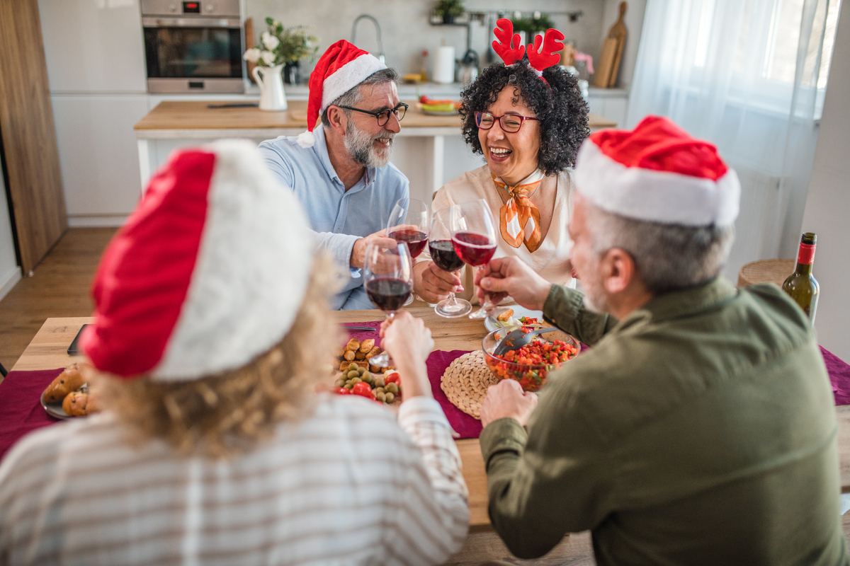 English short story with translationA Brother Like That A friend of mine named Paul received an automobile from his brother as a Christmas present On Christmas Eve when Paul came out of his office a s