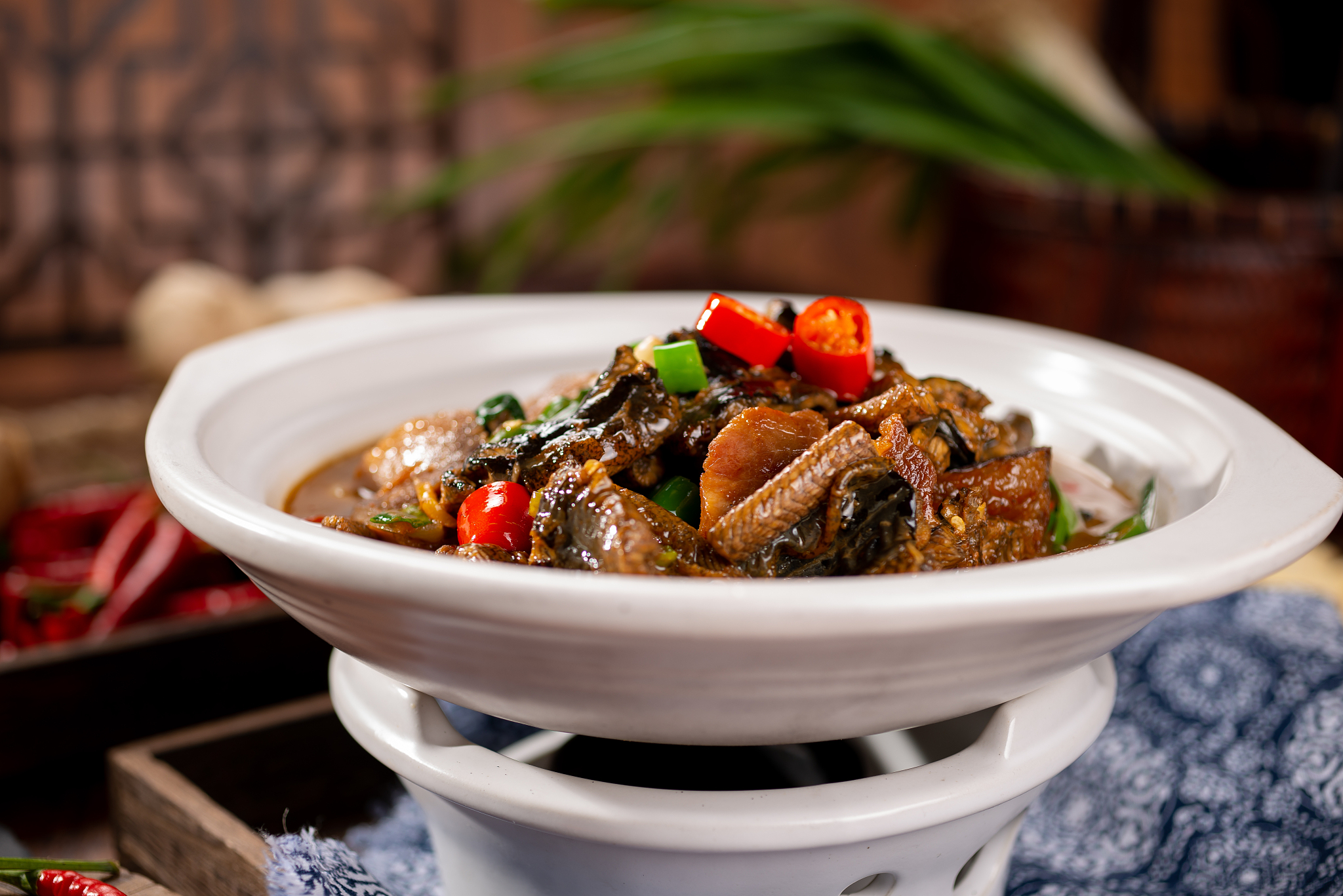 咸肉烧黄鳝鱼的家常做法？