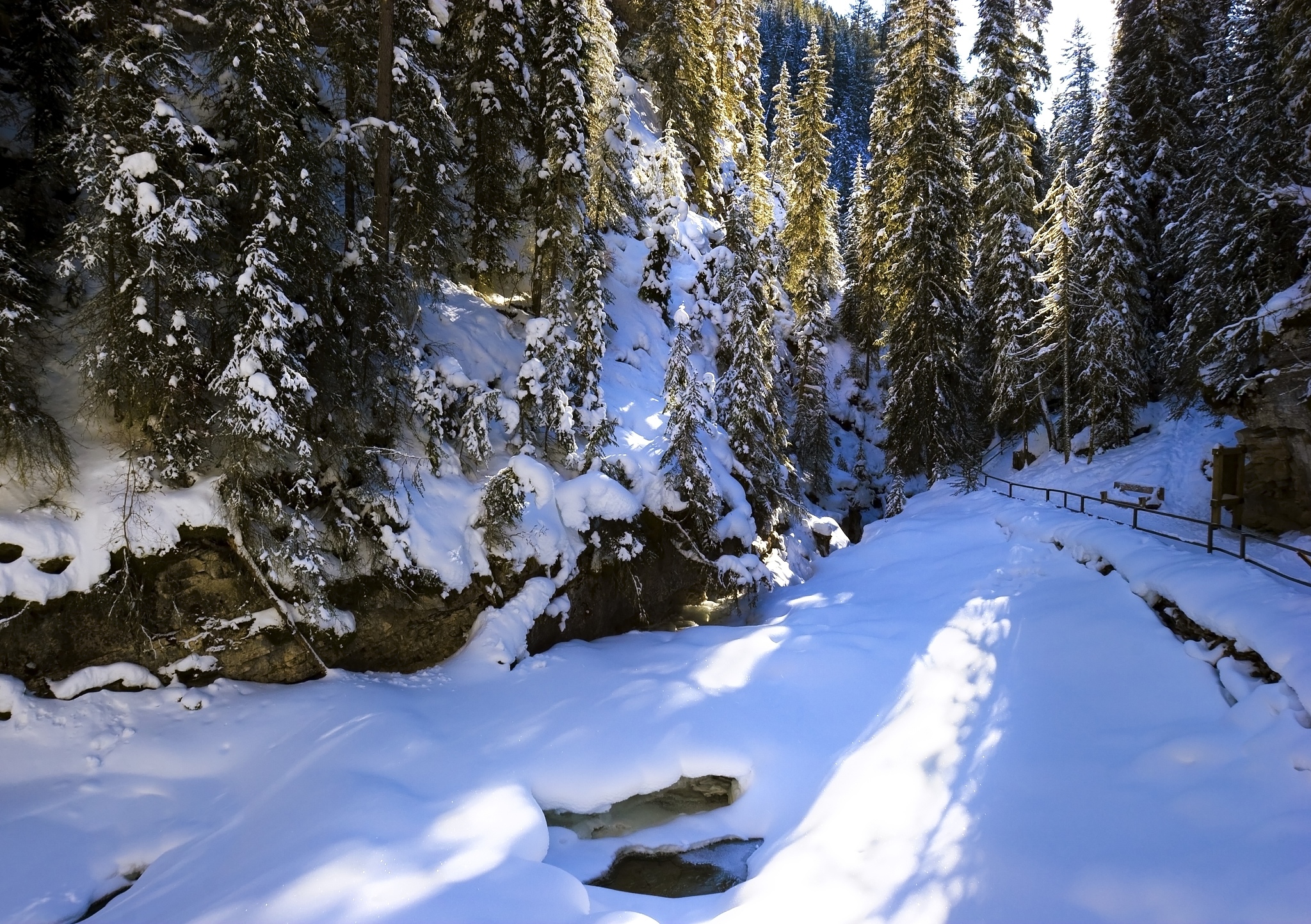 Things to Do in Canada: From Parks to Cuisine