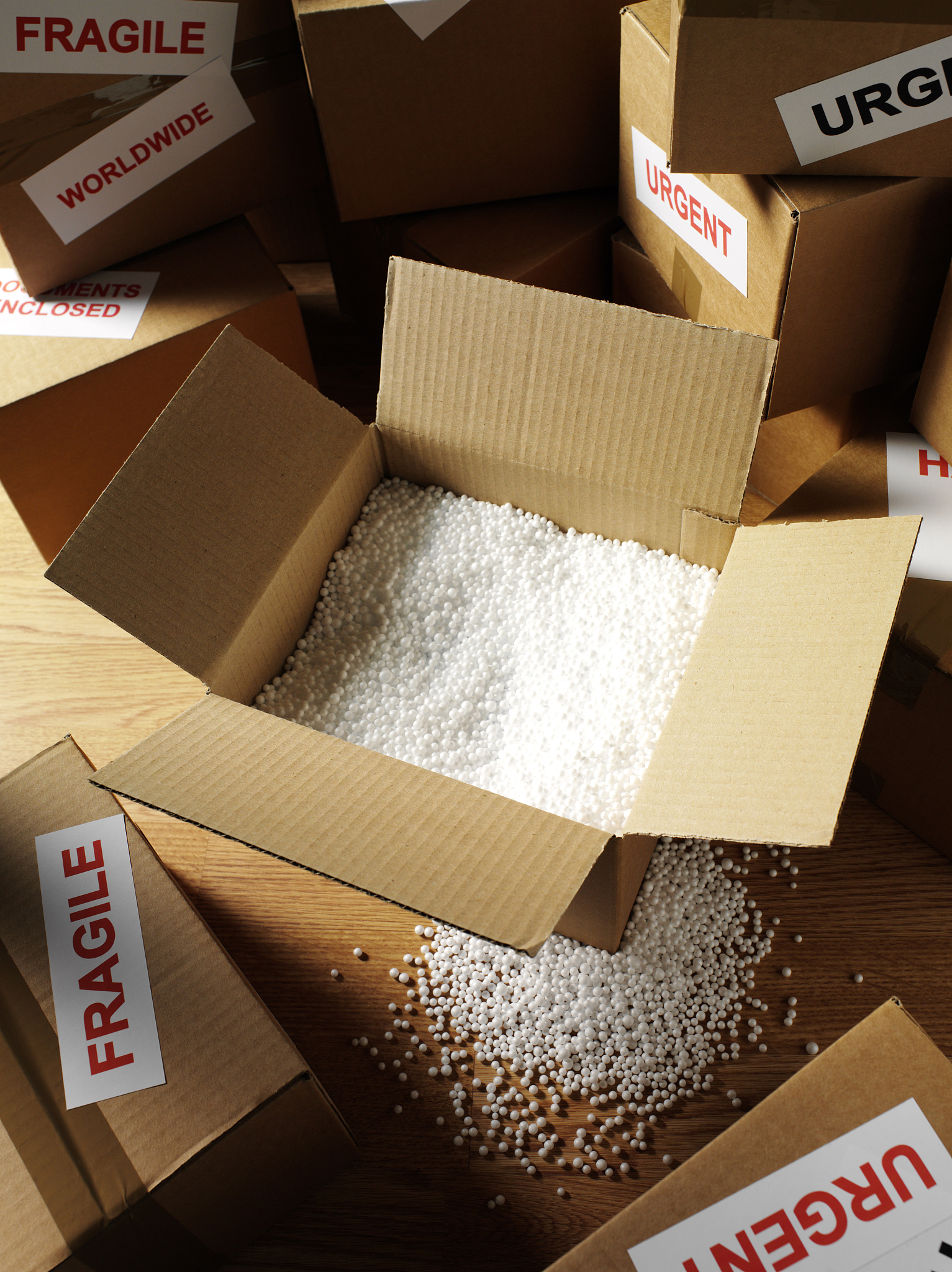 本选题则旨在通过标签分类管理等方式实现首页、个人中心、会员管理、网站公告管理、货物委托管理、公司简介管理、车源信息管理、配送订单管理、行车路线管理、评价反馈管理、系统管理等信息管理功能从而达到对物流管理系统信息的高效管理。换个说法