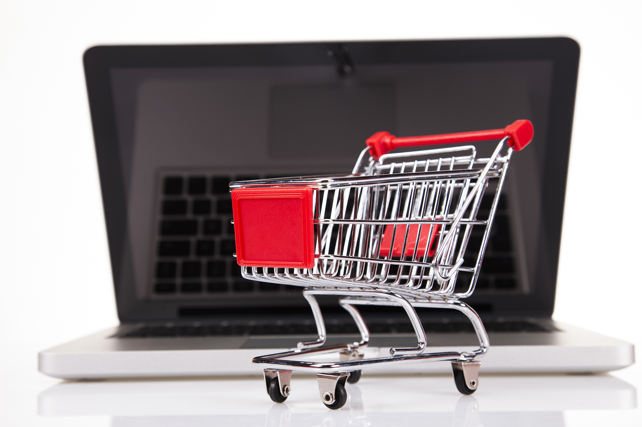 余干职业技术教育培训中心2021年专业介绍：机械设计、电子商务、计算机应用等