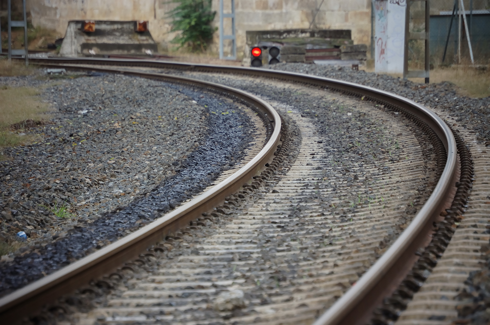 西安齐力铁路学校铁道通信信号铁道信号 要满足什么条件