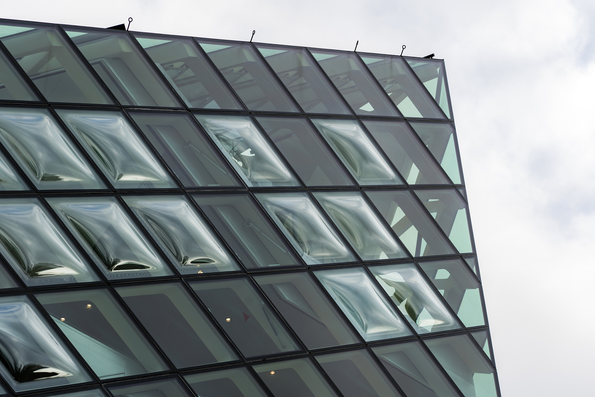 bubbled double curve convex glass windows.