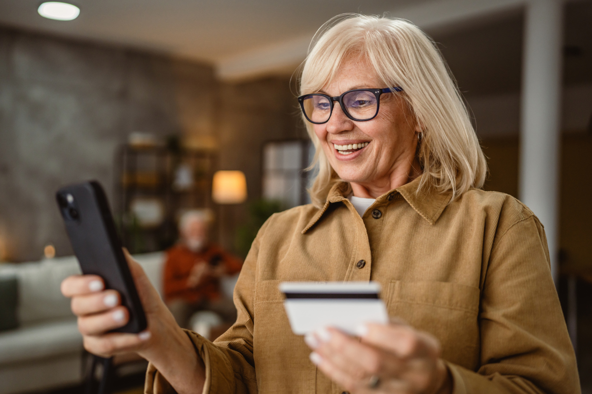 老年人智能手机使用率及影响因素分析