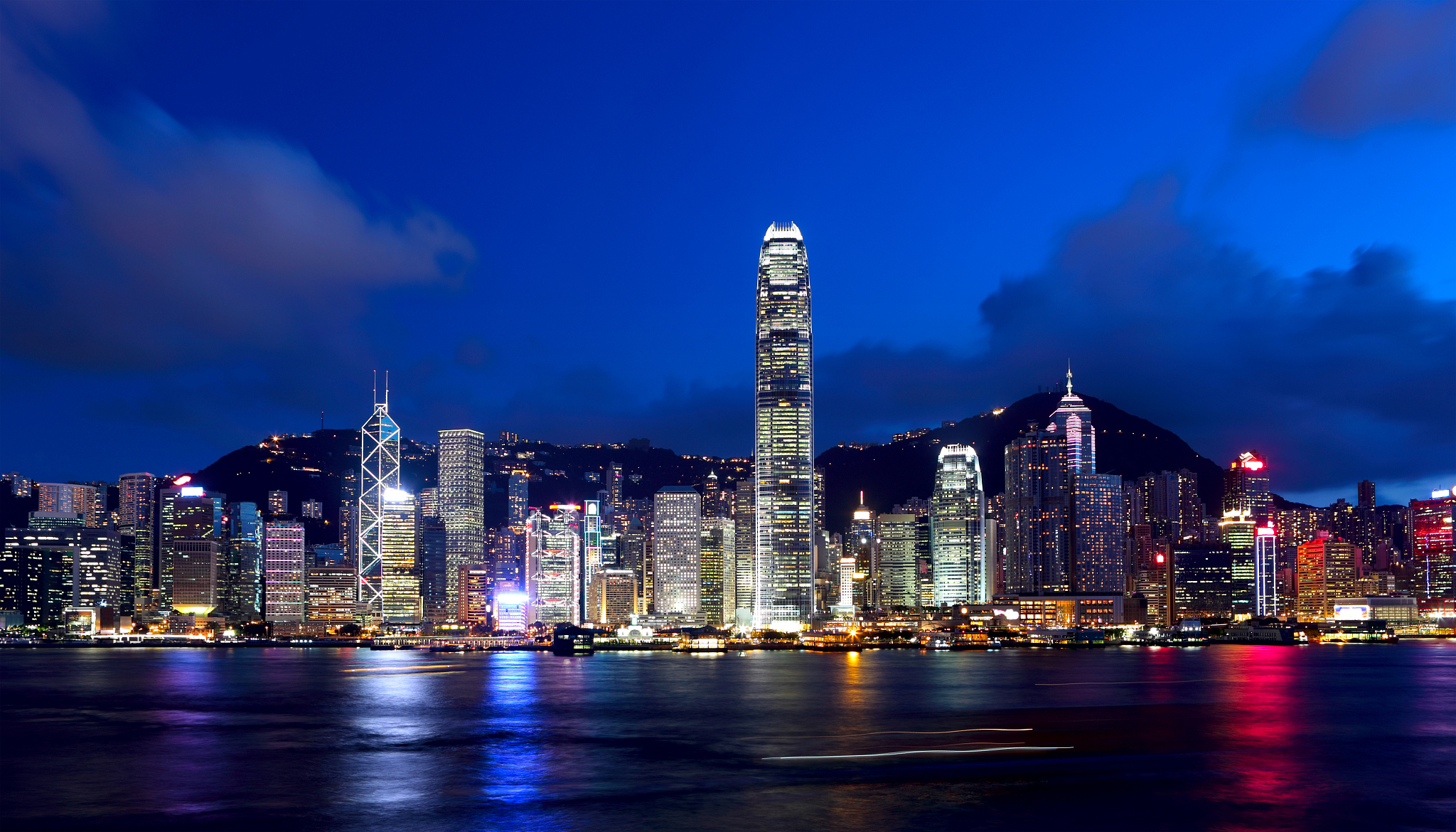 hong kong at night