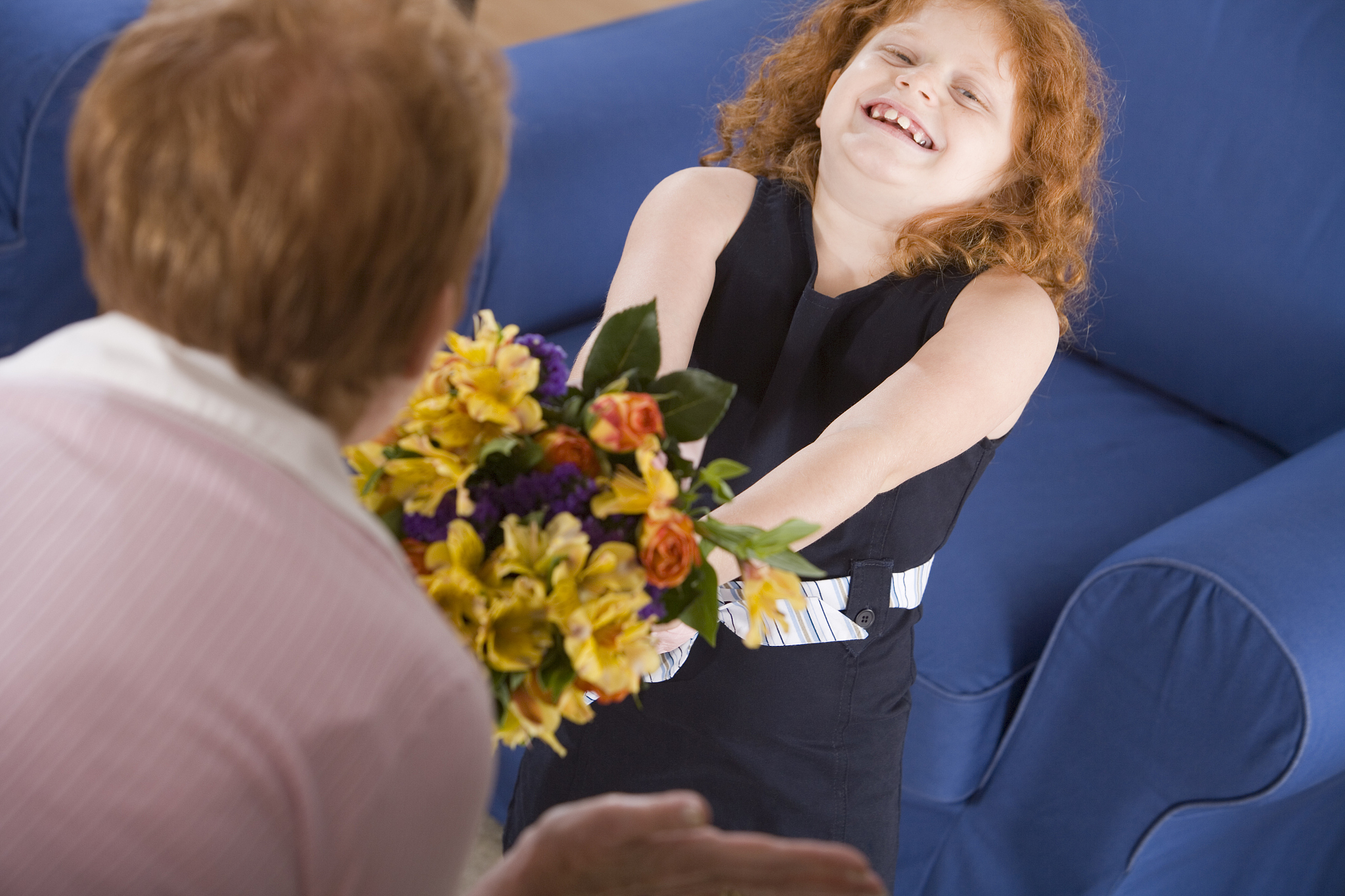 如何用500字形象描述儿童纯真的视角 如何用500字形象描述儿童纯真的视角