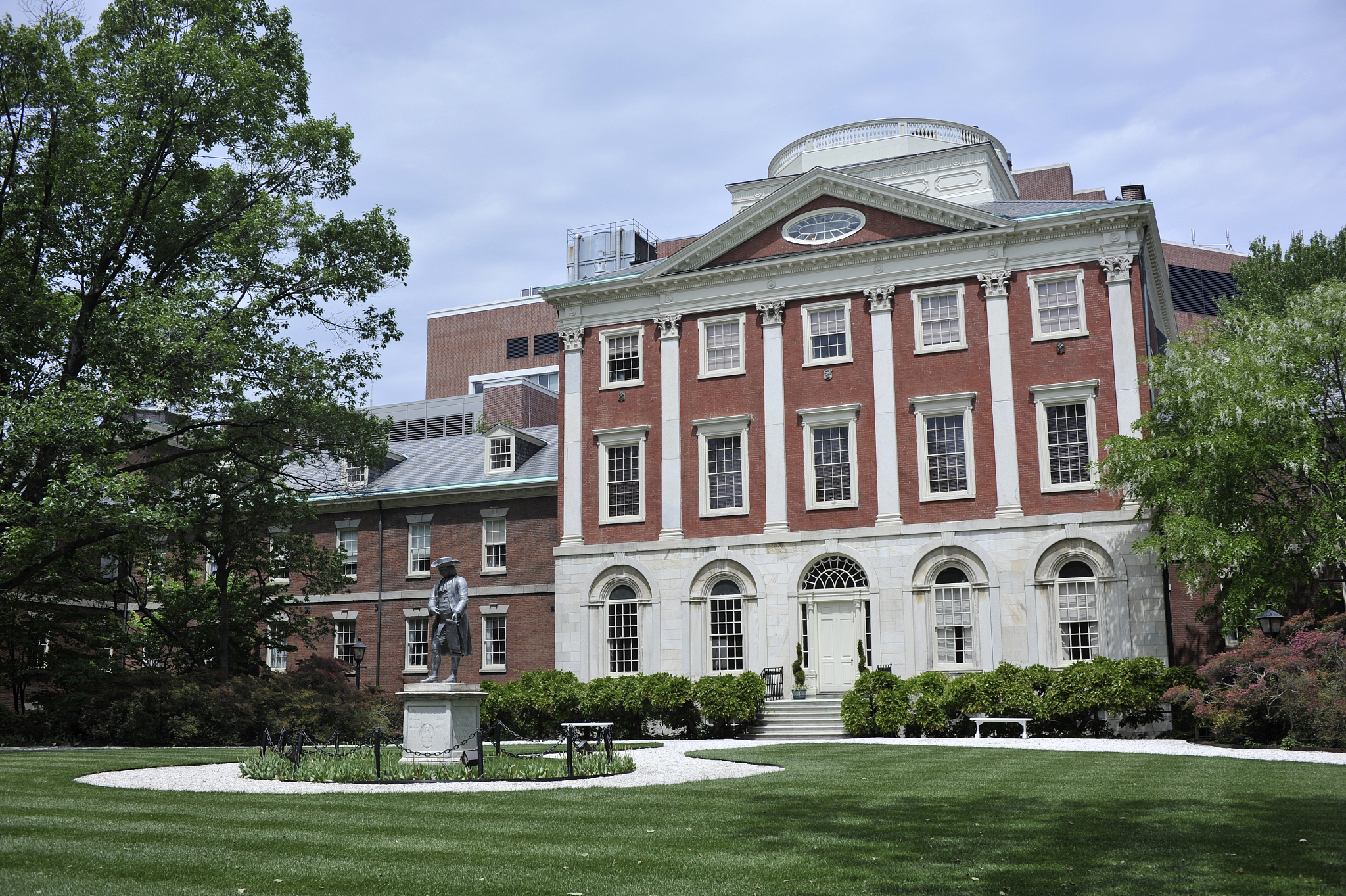 pine building of pennsylvania hospital in philadelphia
