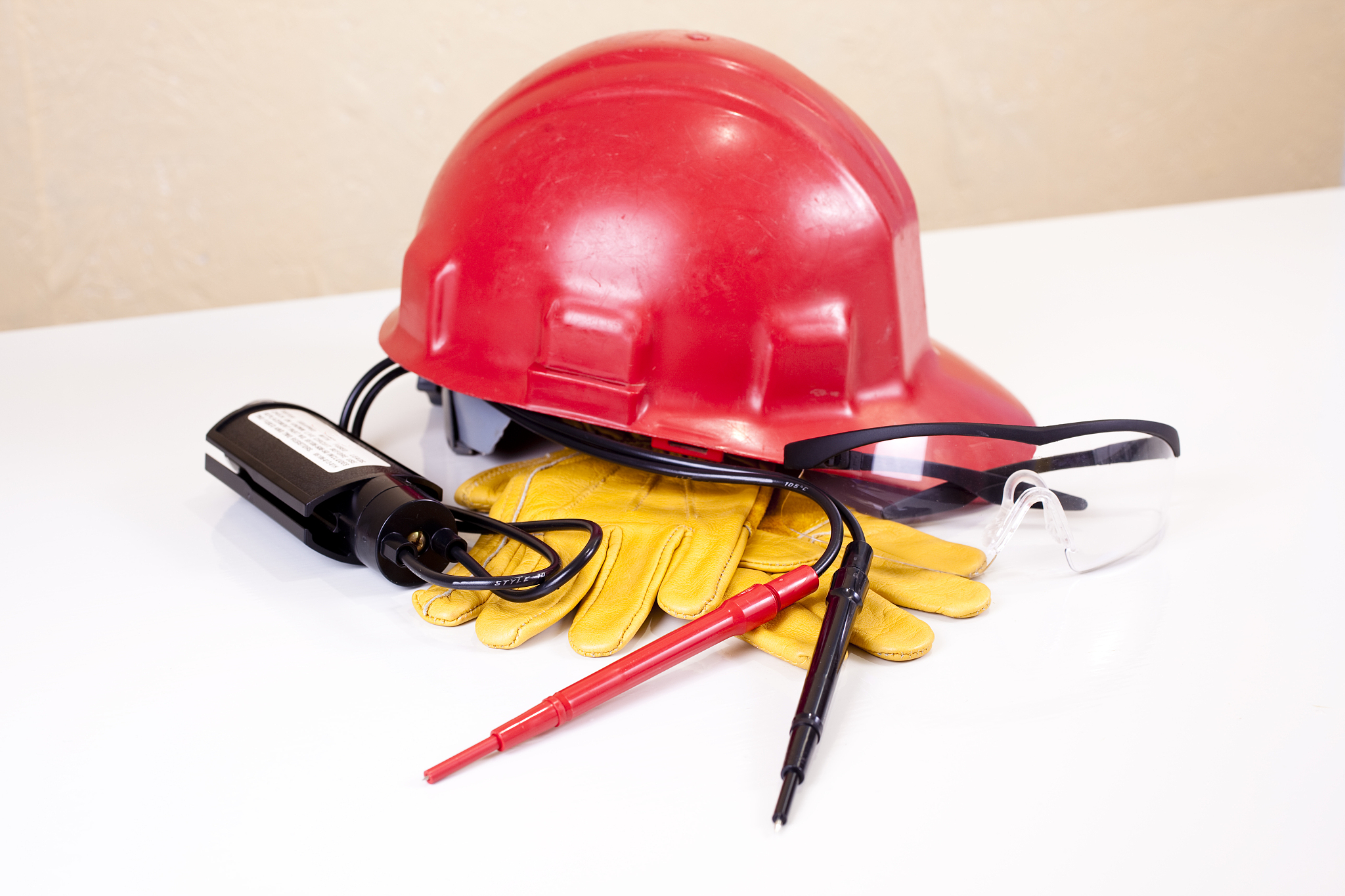 劳动防护用品识别：以下哪个不属于？