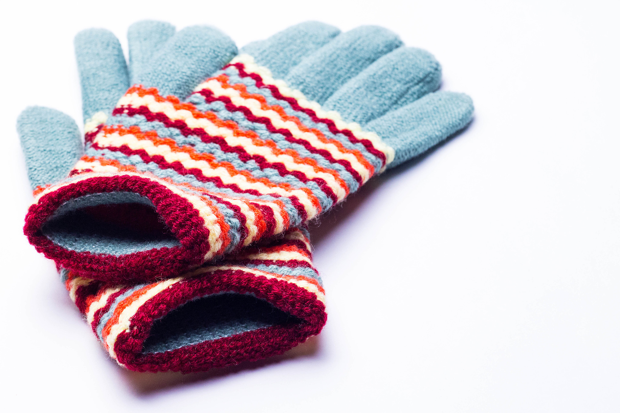 knitted gloves