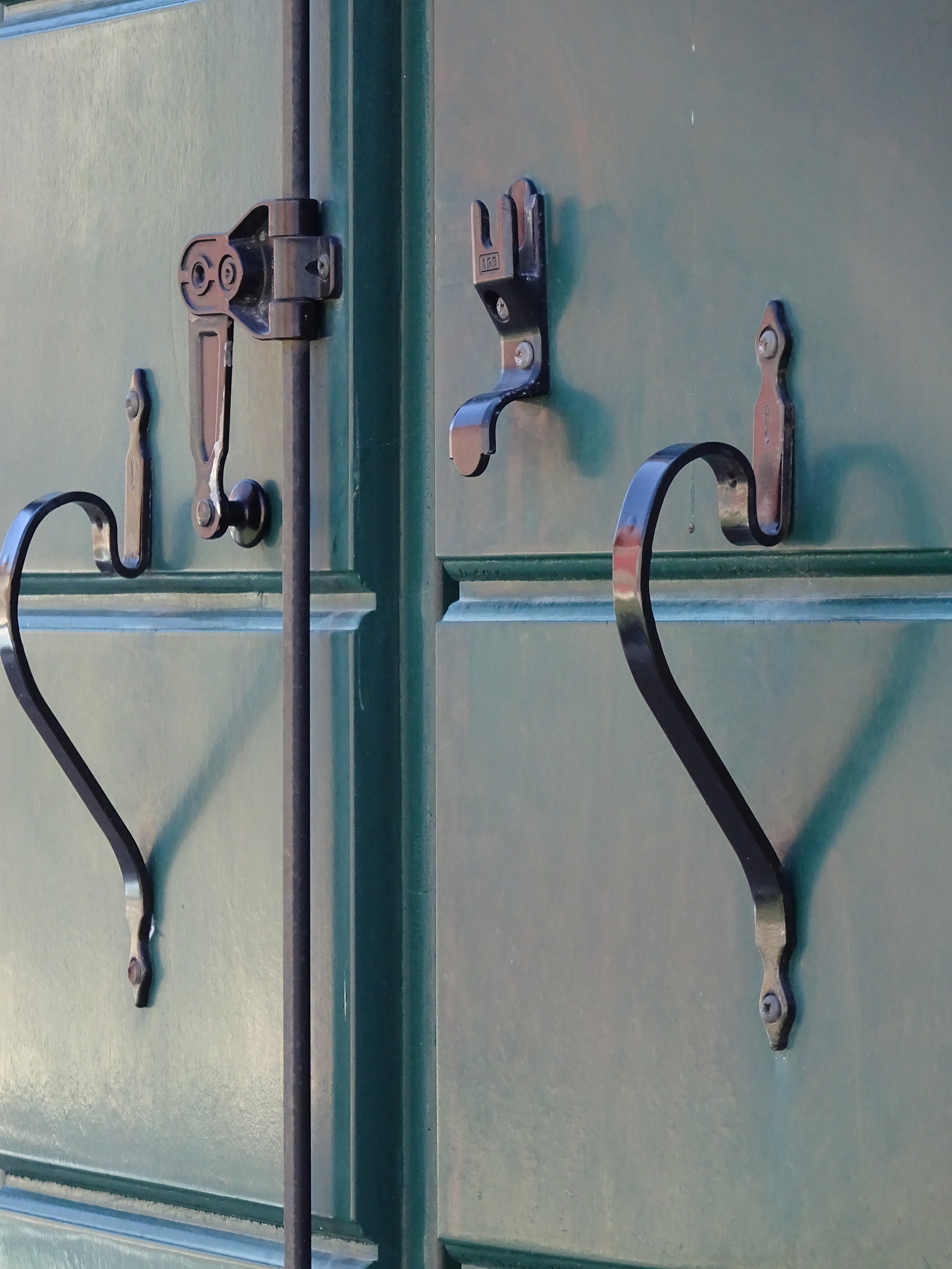 洗脸盆悬空的安全吗