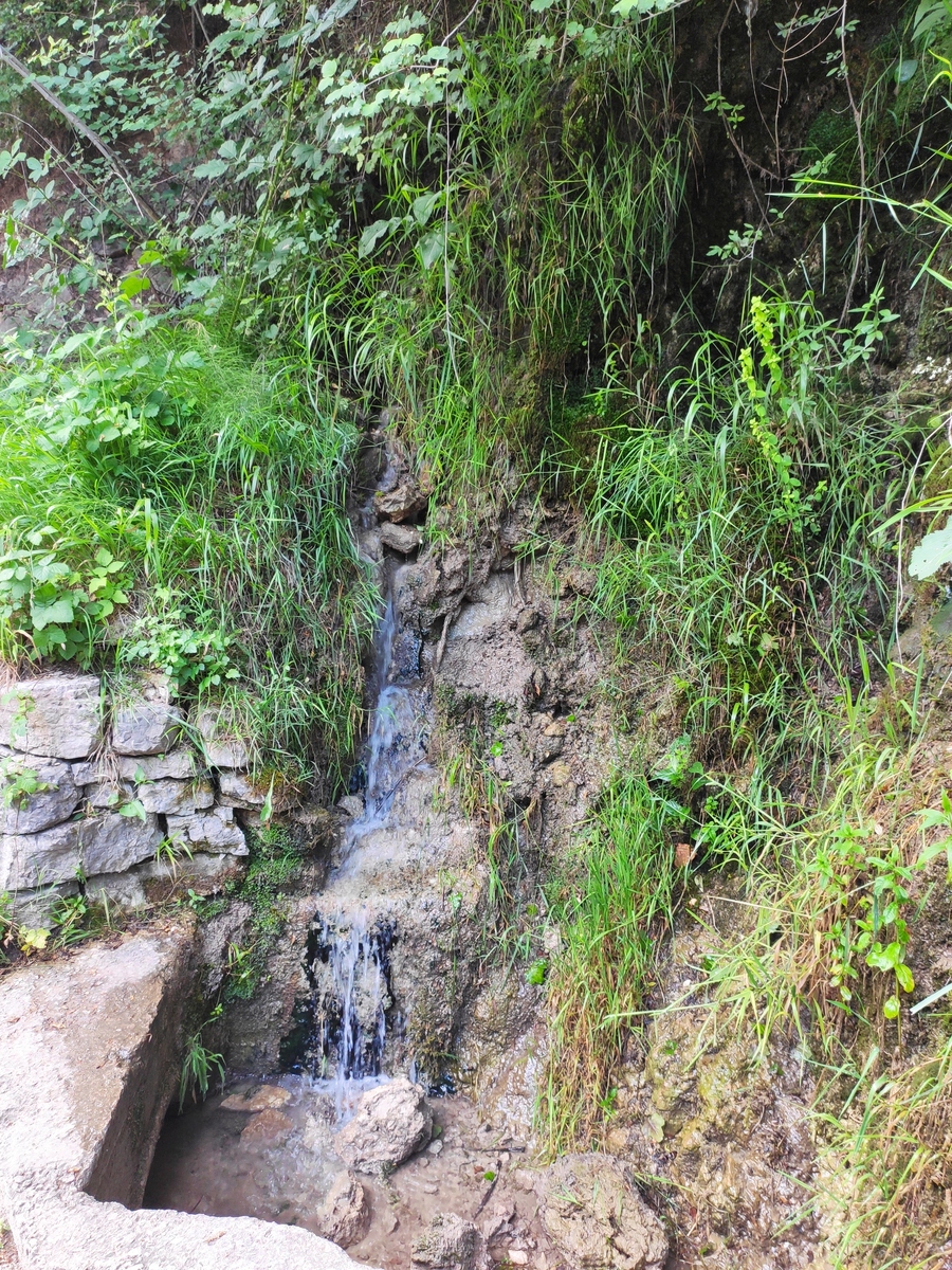 黔灵山白象泉工程地质的意义