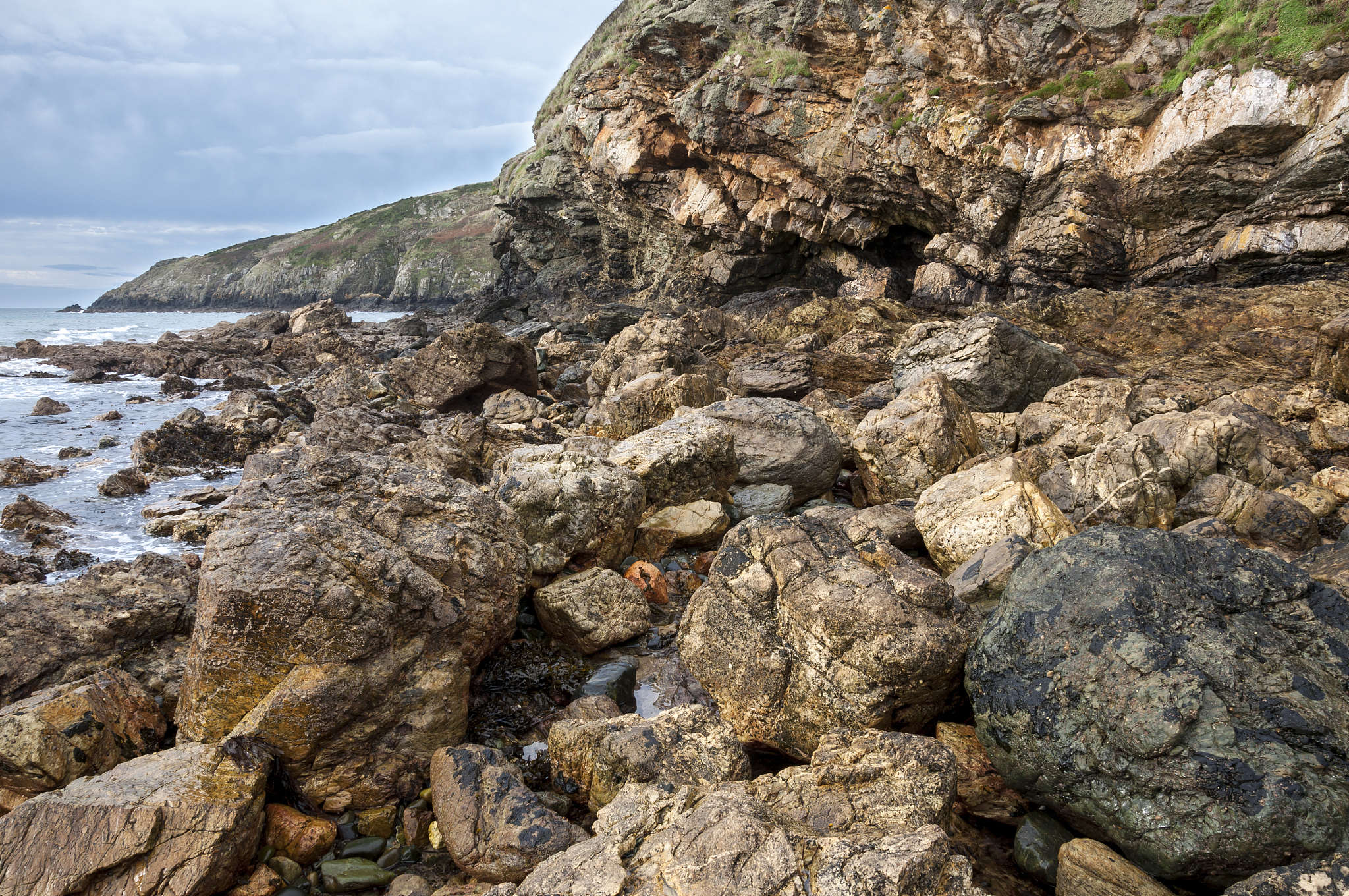 深圳市大鹏半岛火成岩