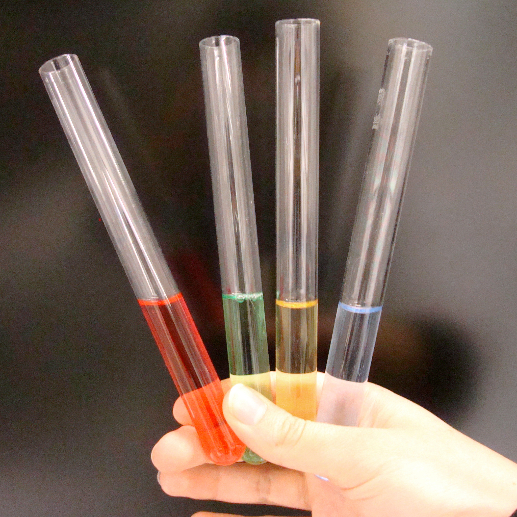 为什么高温下直液式笔漏墨