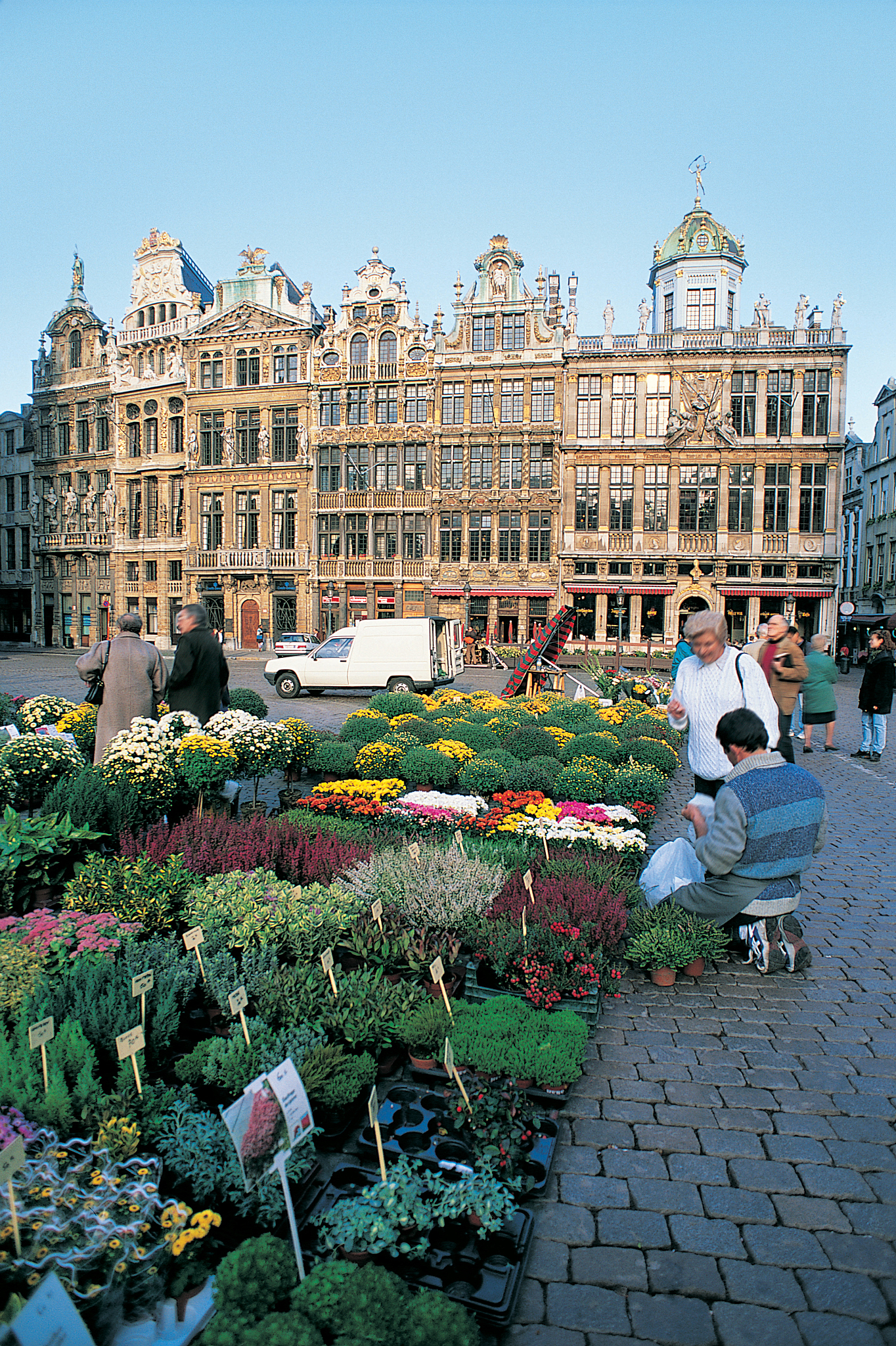 新疆非物质文化遗产旅游活化趋势分析：多元化、体验式、多样化