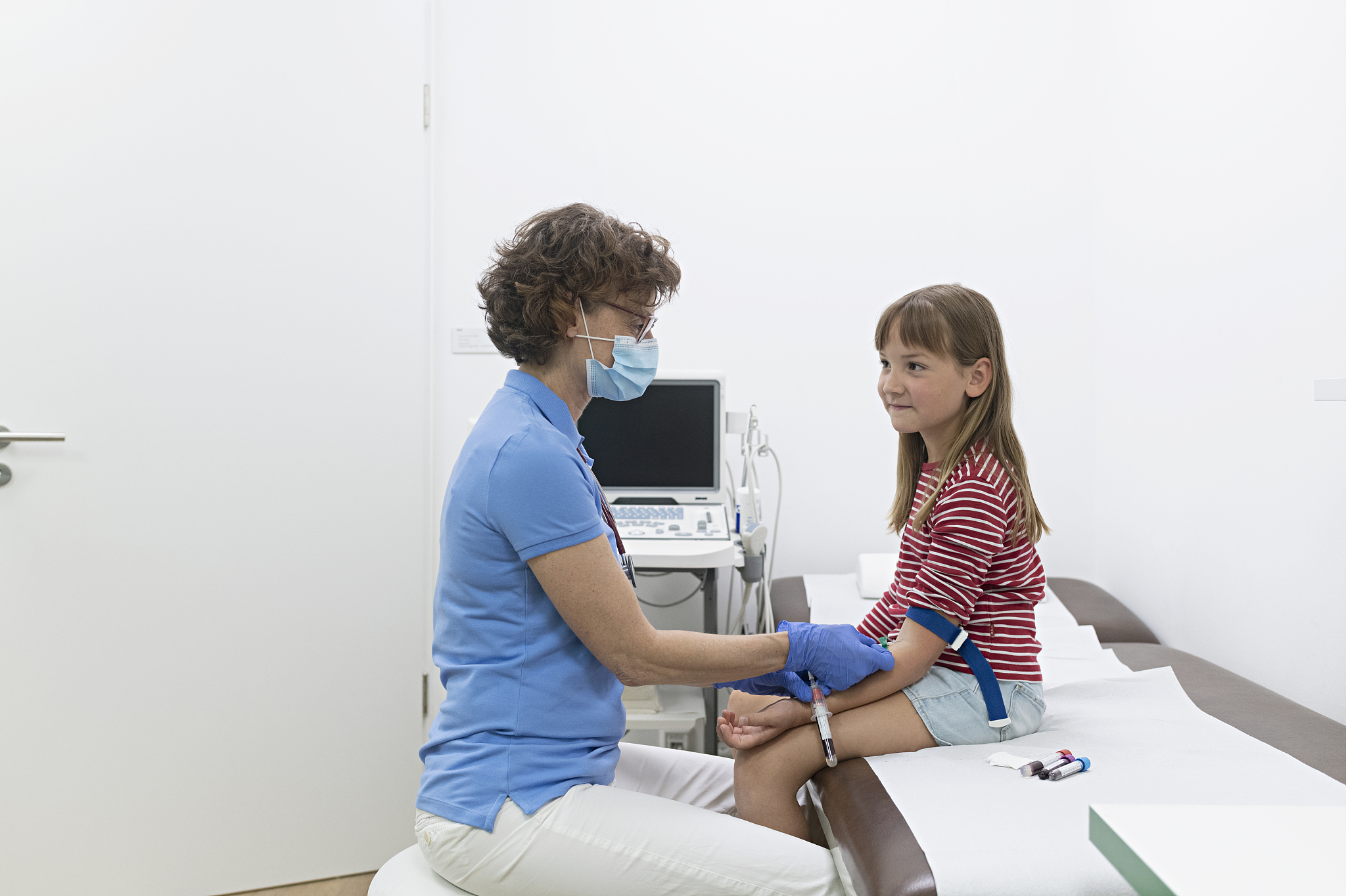 南宁2022年女生读卫校学什么好