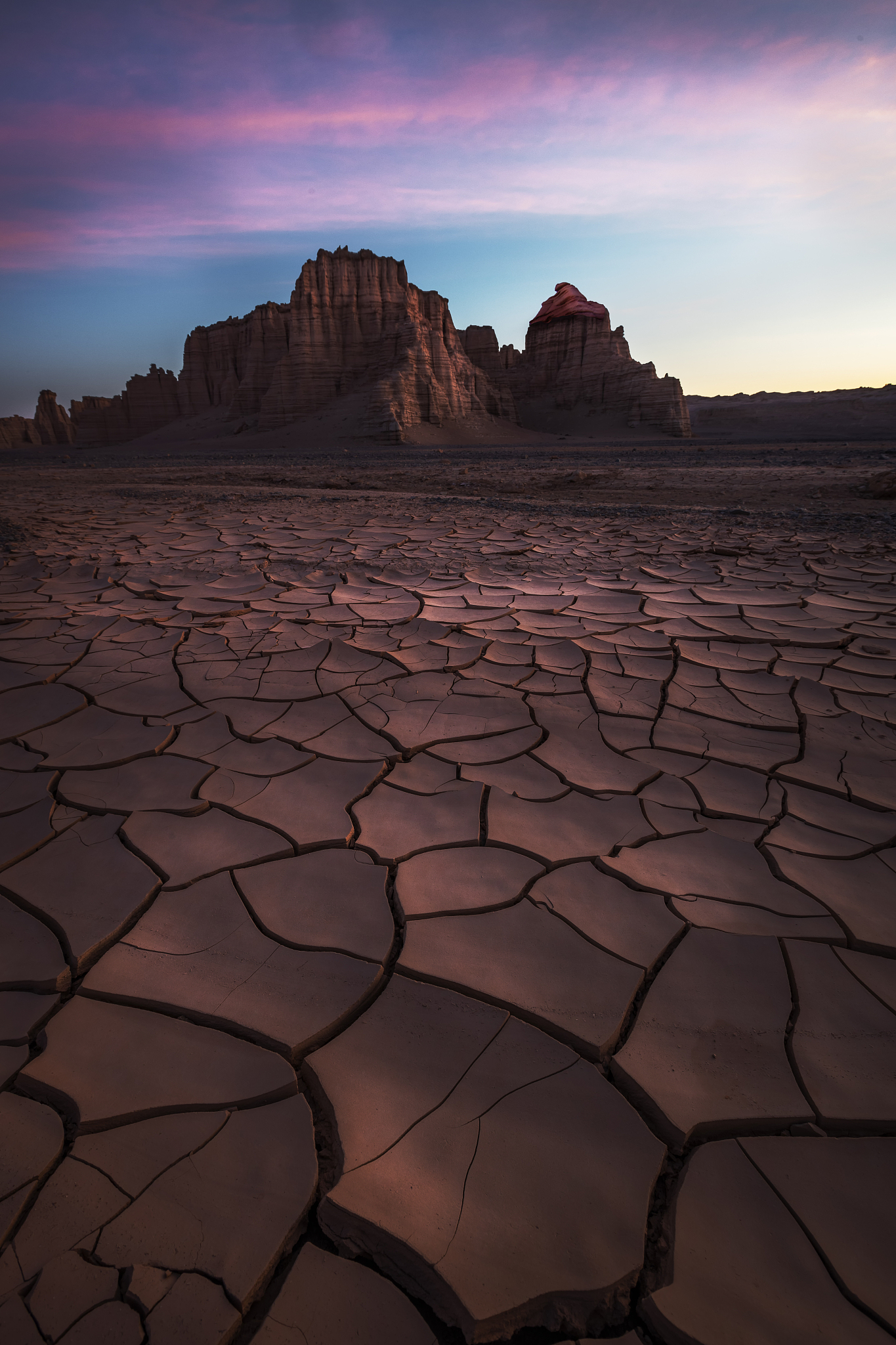 《春风不度玉门关》诗歌手法分析 | 王之涣名句解析