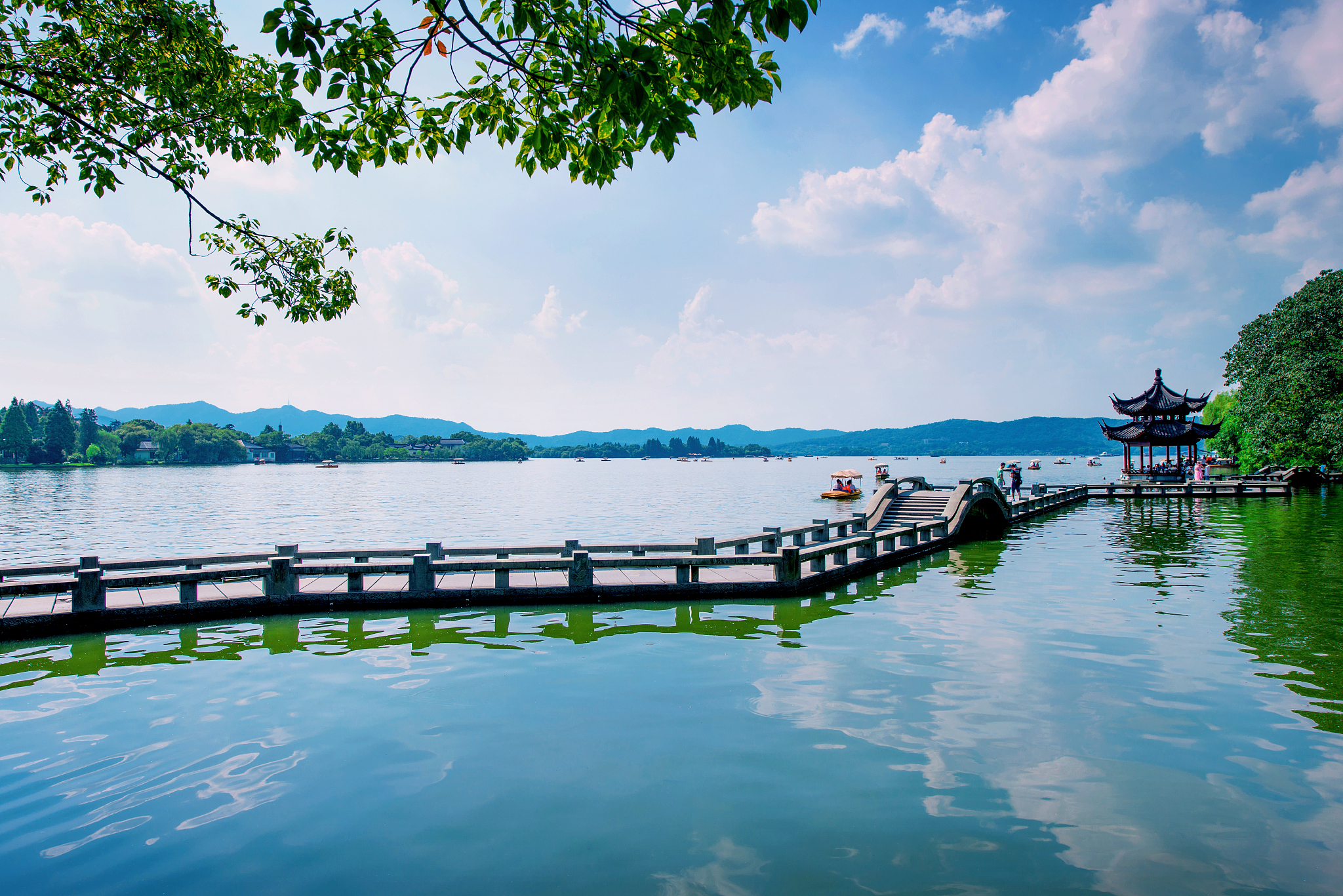 关于杭州的文旅融合短视频可以策划哪些方面？