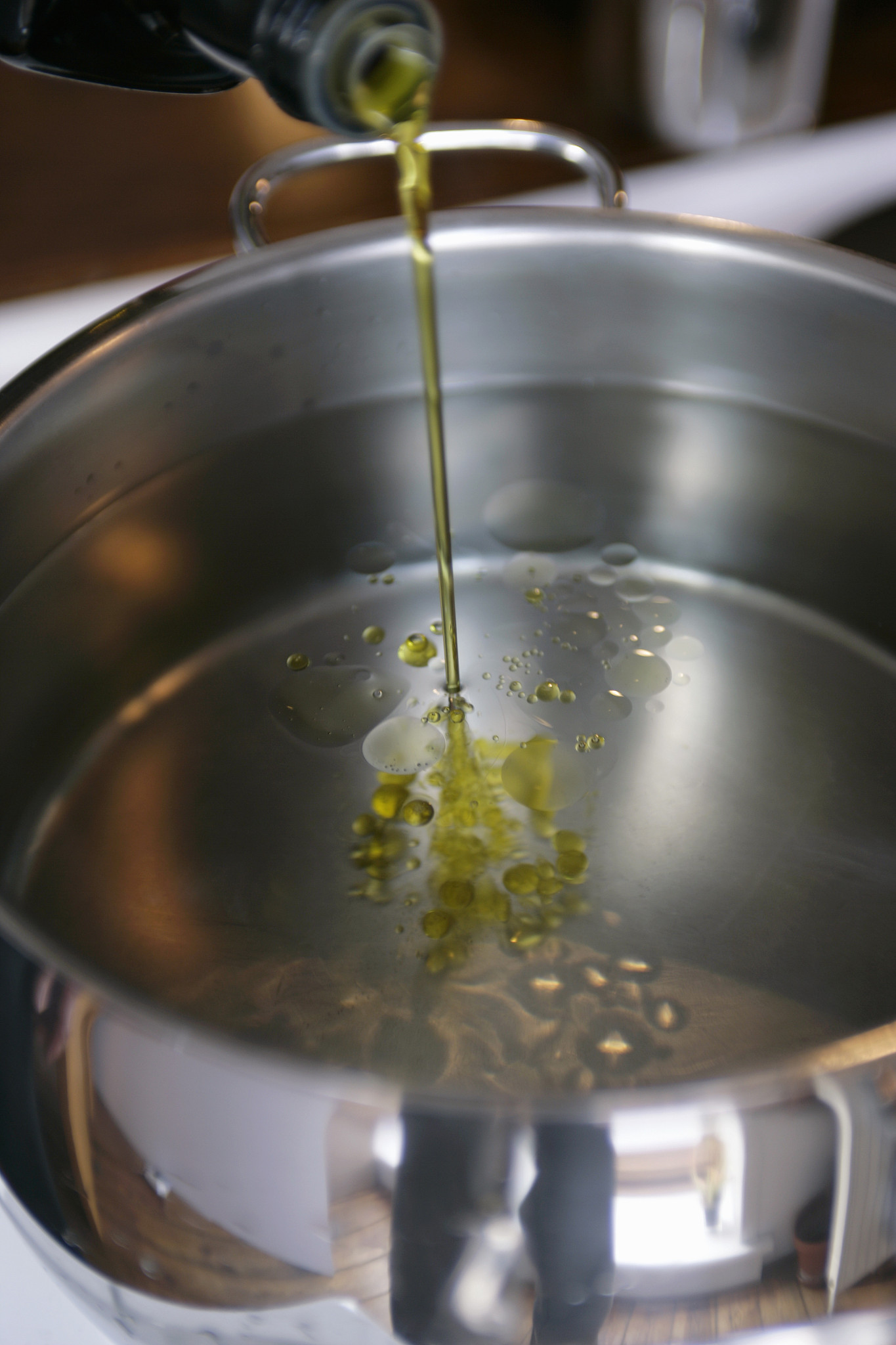 如何让少量食物油二次利用