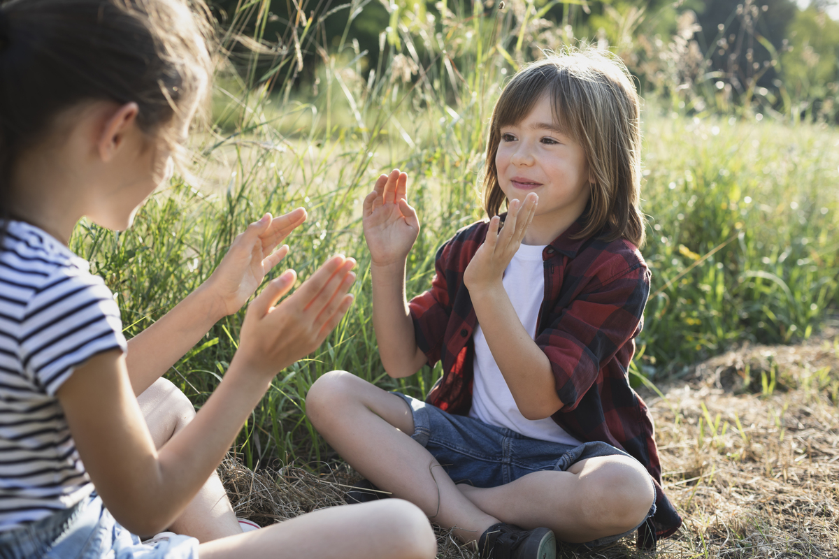 和小侄女和朋友一起度过的快乐的一天