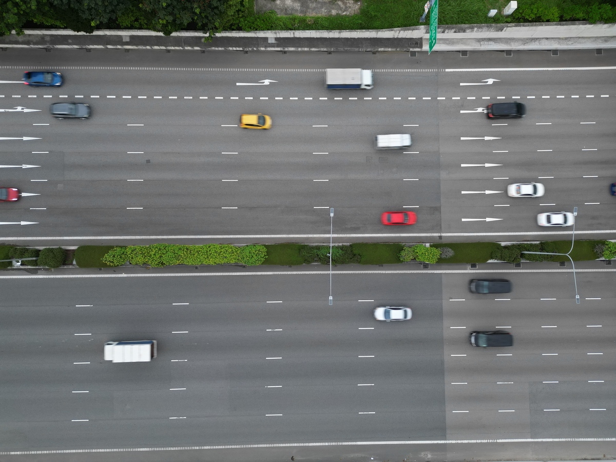 十字路口交通灯论文的结论与心得