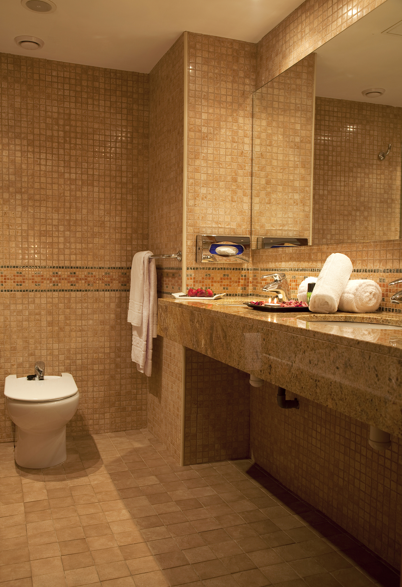 家居装修环保材料的选择：欧松板的优缺点分析