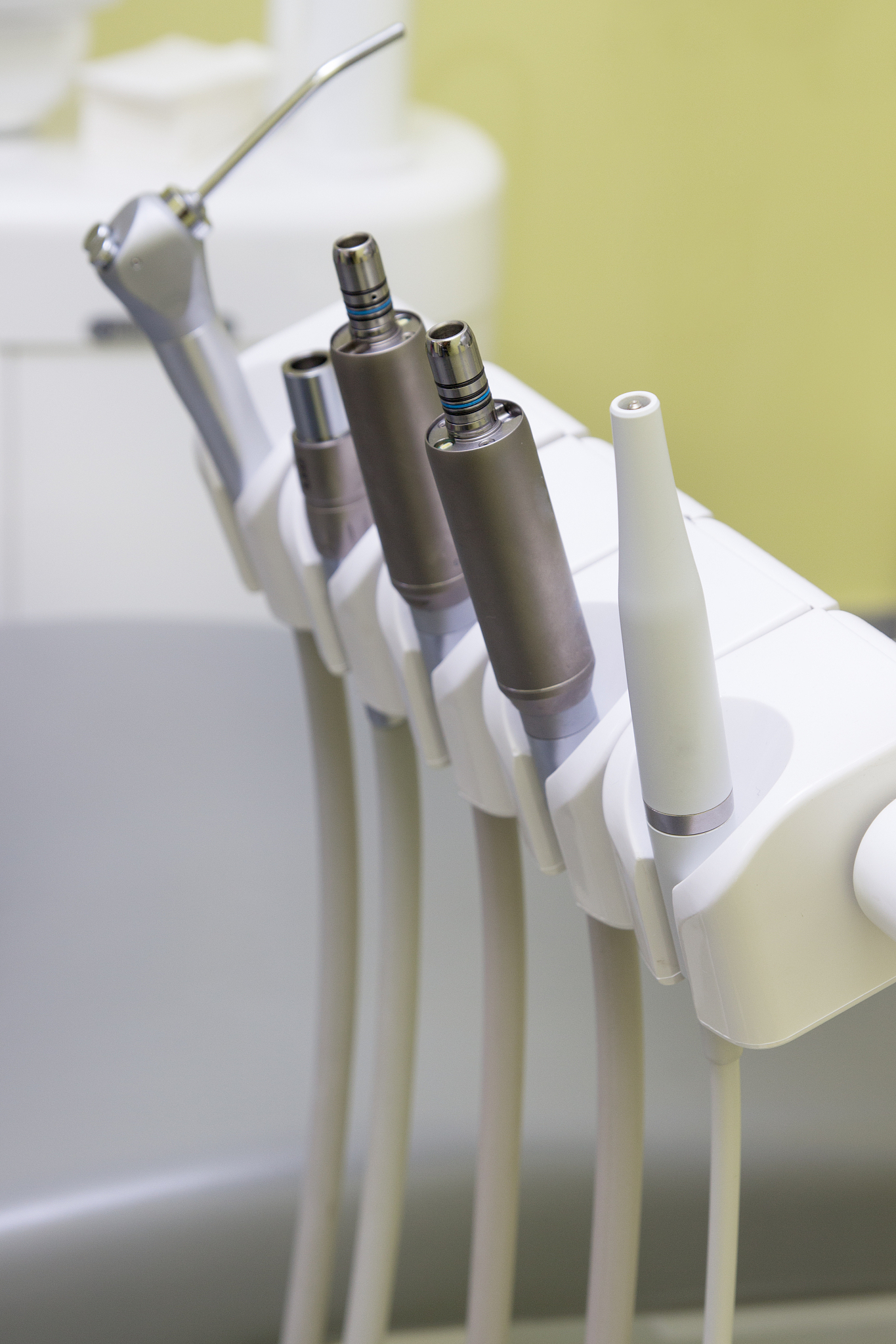 电子笔注射器充电指南：USB接口快速充电步骤详解