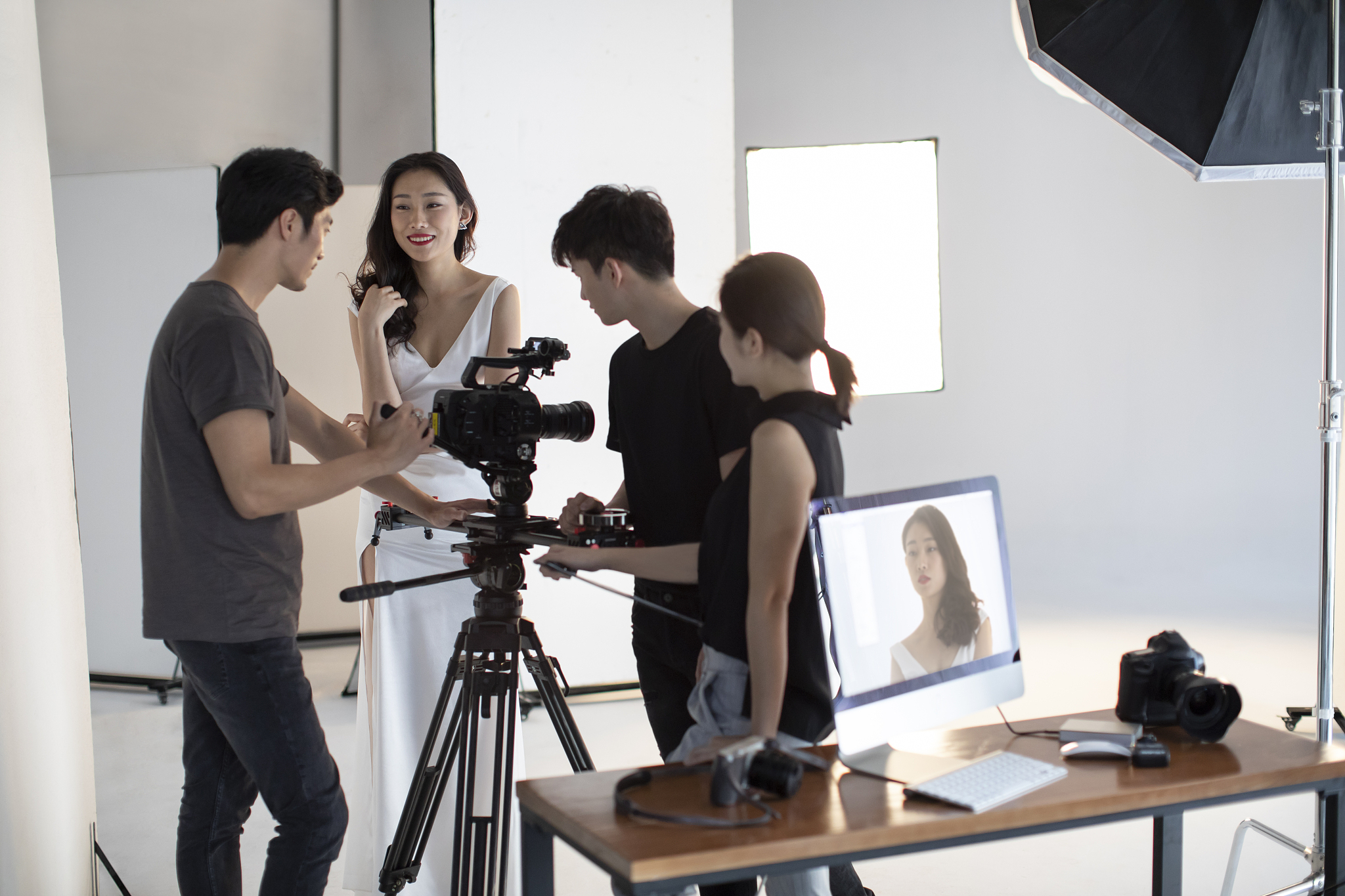 摄影工作室创业案例分析：人力资源经理视角