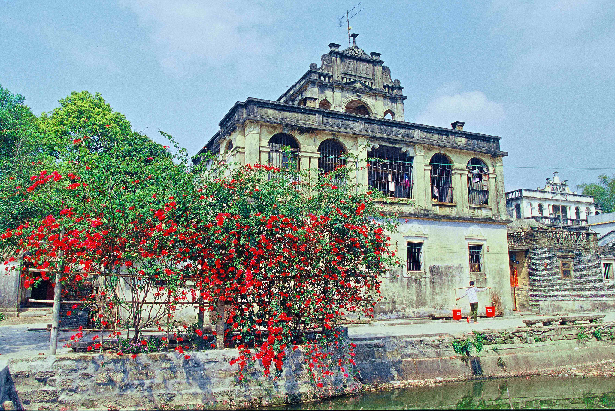 描述开平碉楼500字