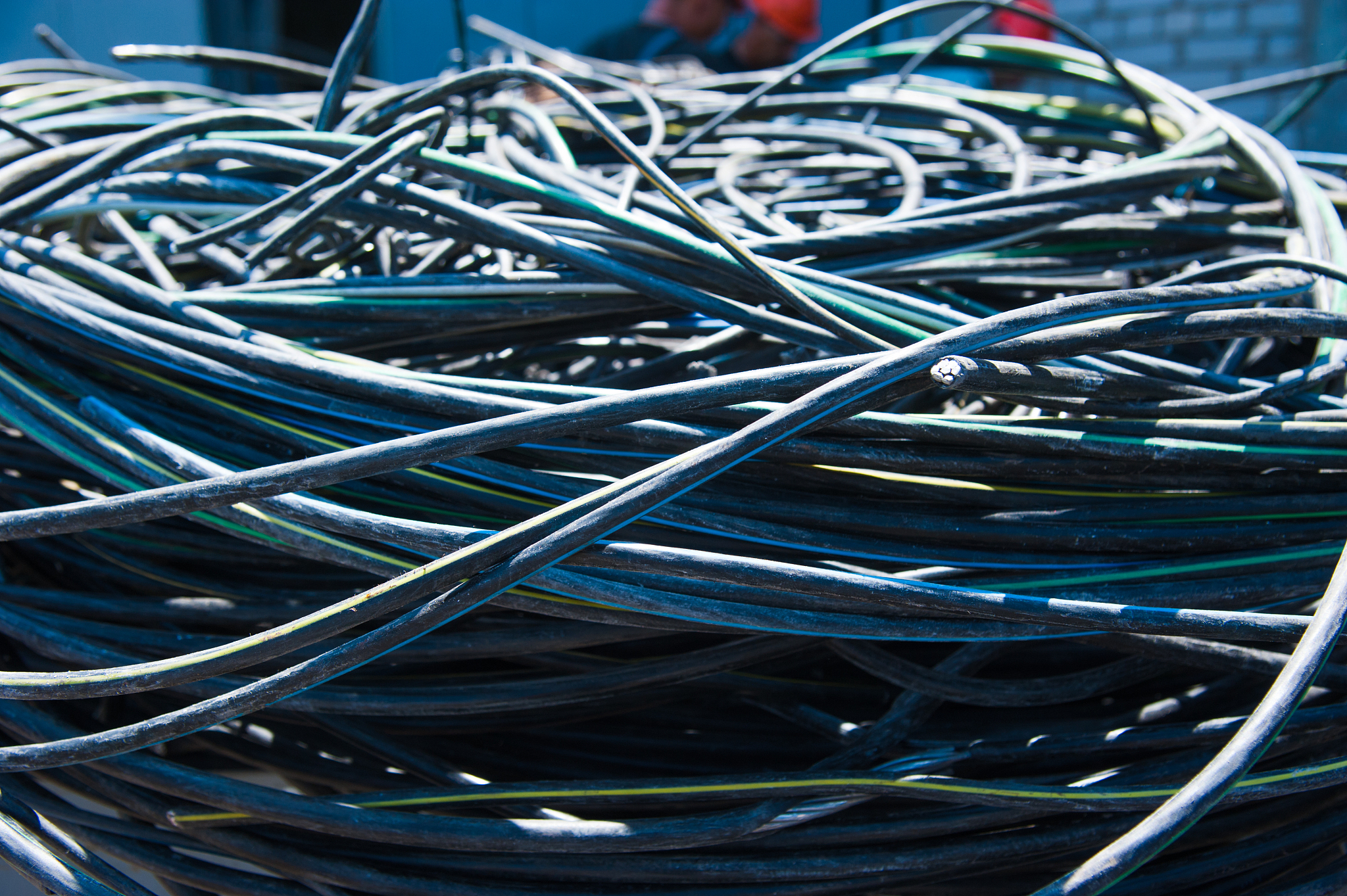 包芯线技术：电子产品制造中的关键连接