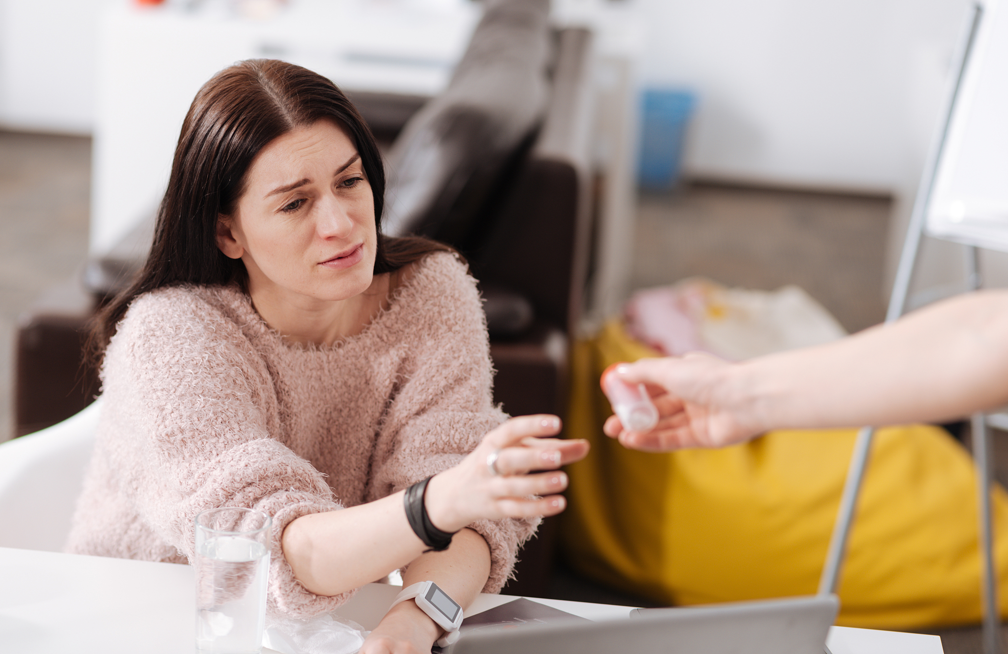 一熬夜鼻子就不通气