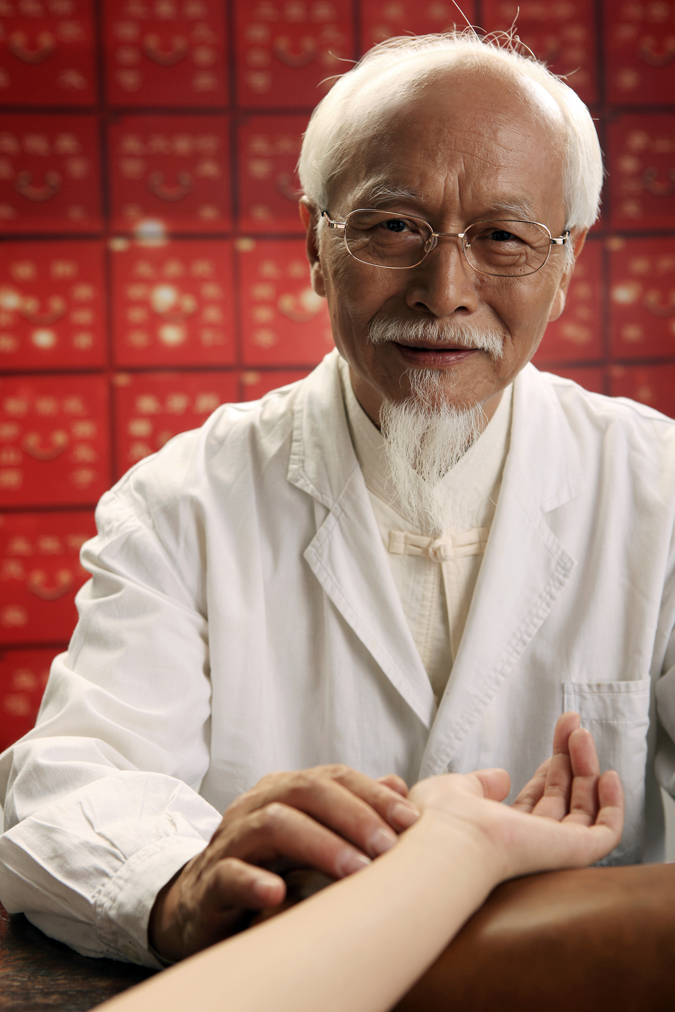 男生学中医好就业吗 就业前景怎么样