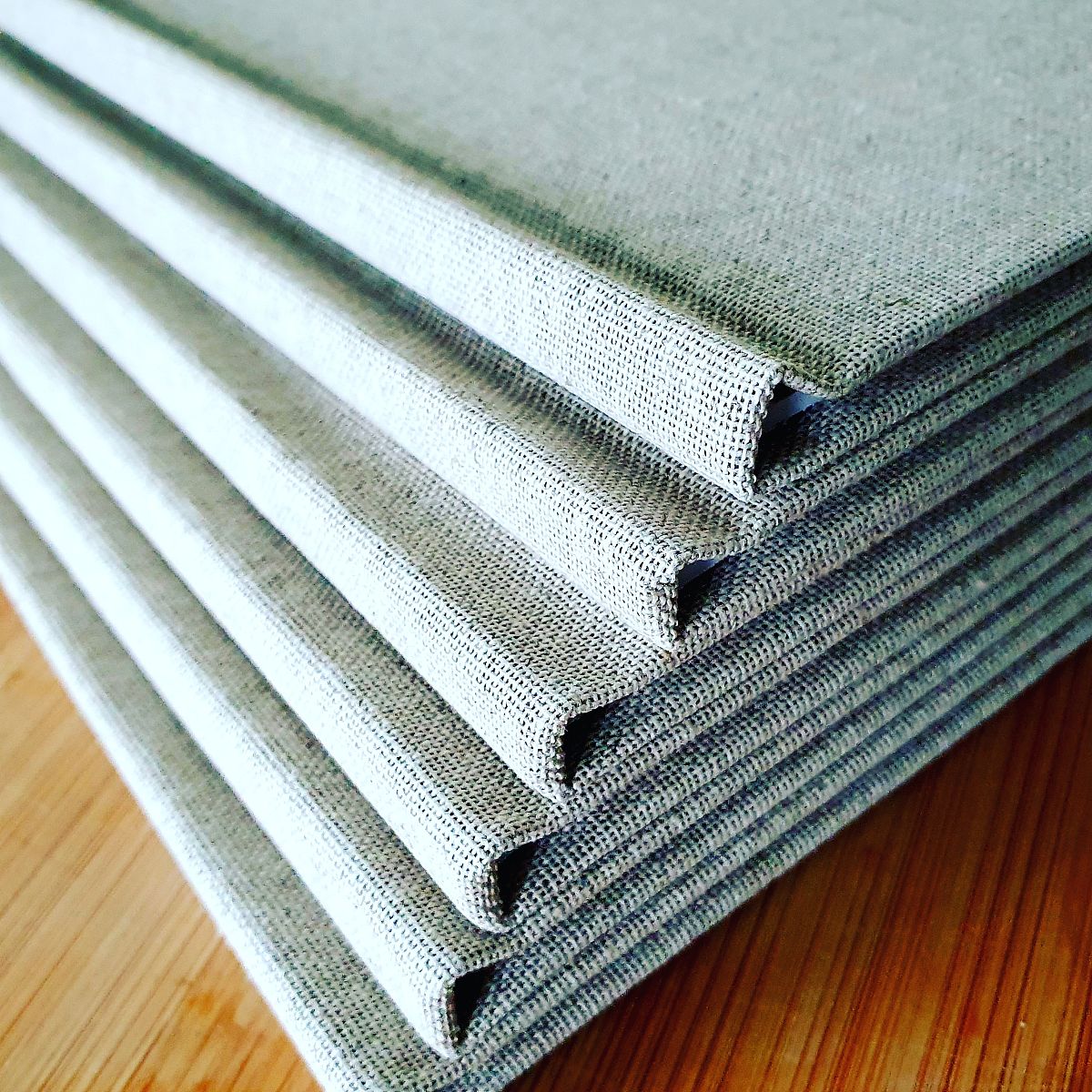 高分子板覆盖材料：选择指南及常用材料介绍