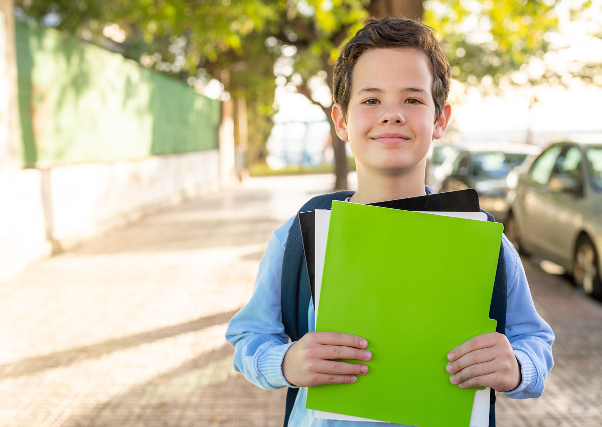 东莞市电子科技学校2022年招生简章 - 报名时间/条件/专业