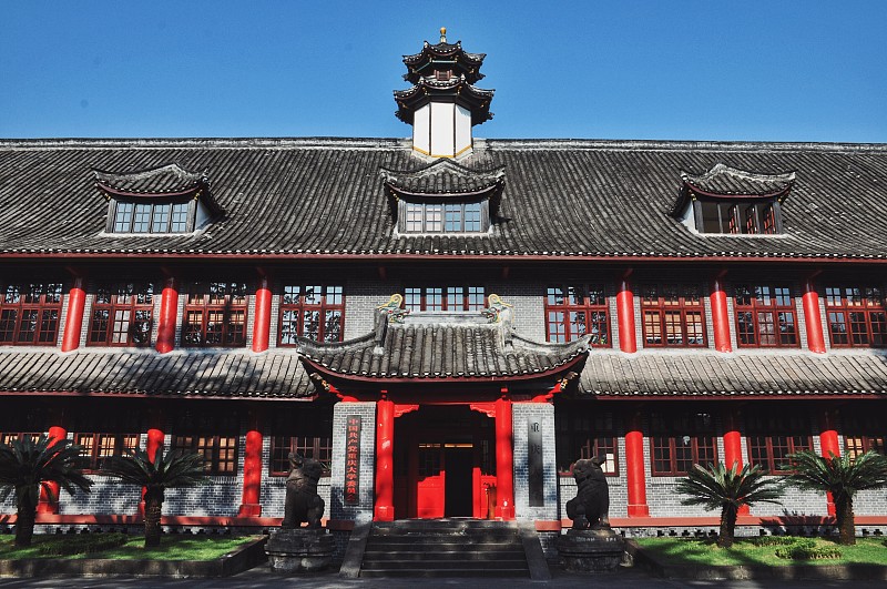 成都建筑工程学校古建筑工程专业：未来前景广阔，传承文化魅力