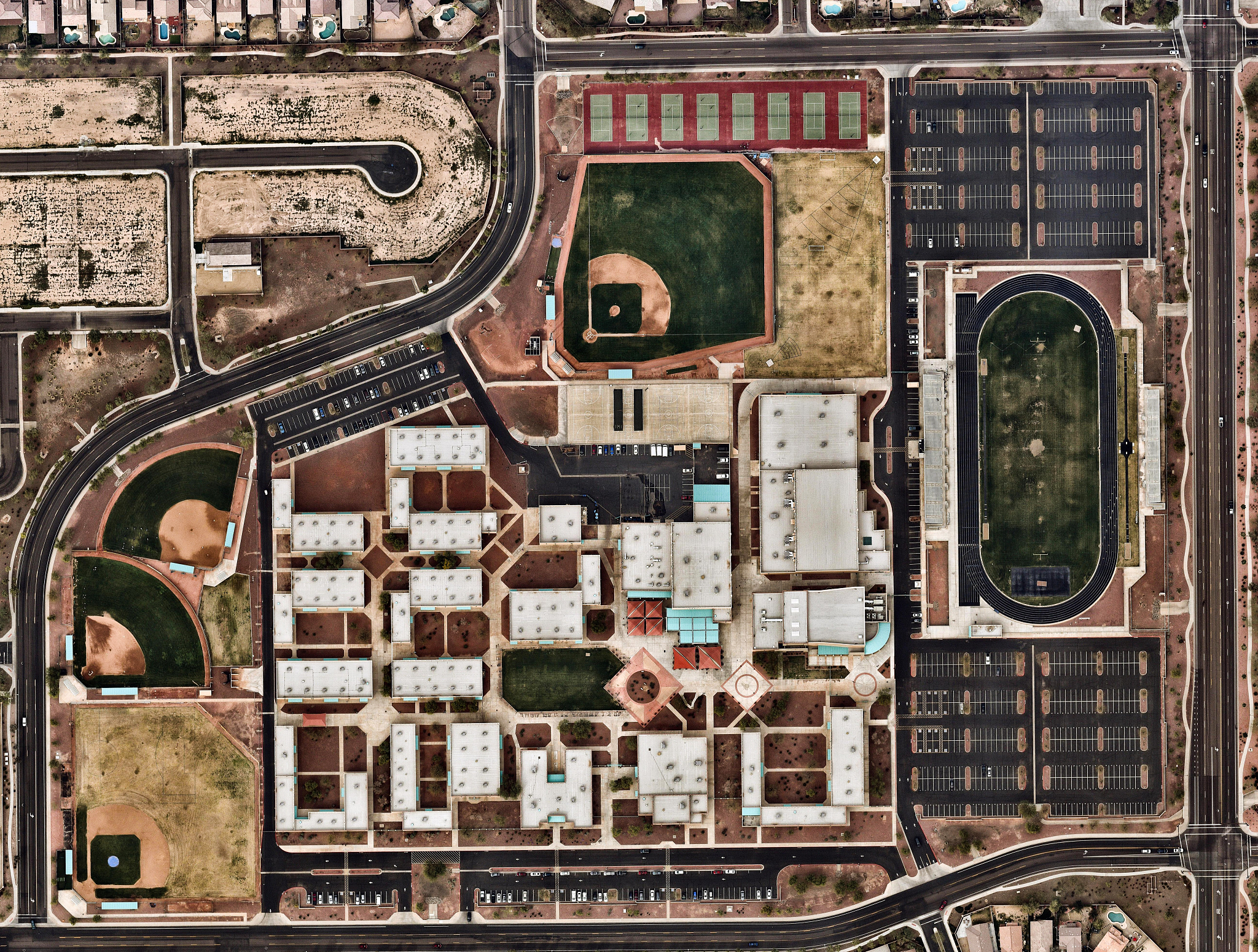 学建筑就来天津建筑工程学校用