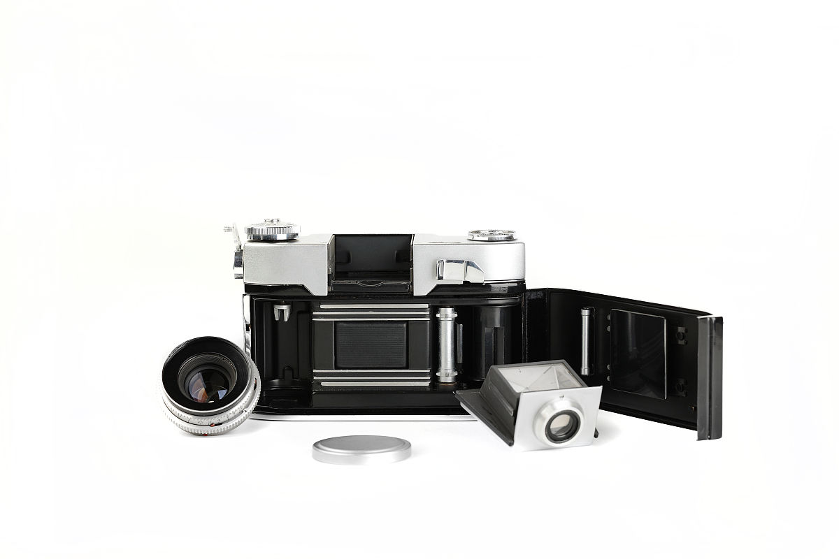 请告诉我Canon PowerShot A620的焦距