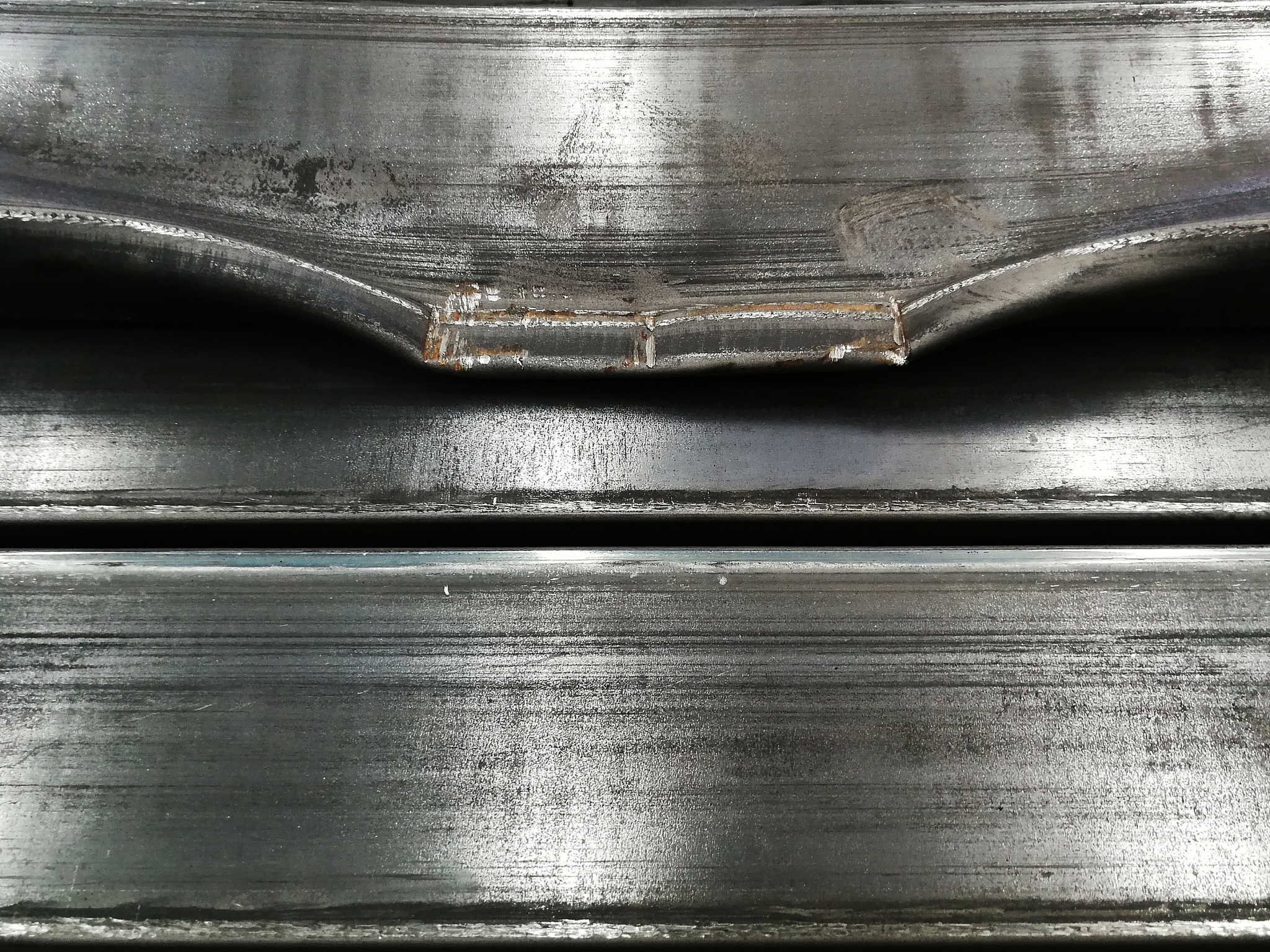 钢材热处理表面泛黄的可能的因素