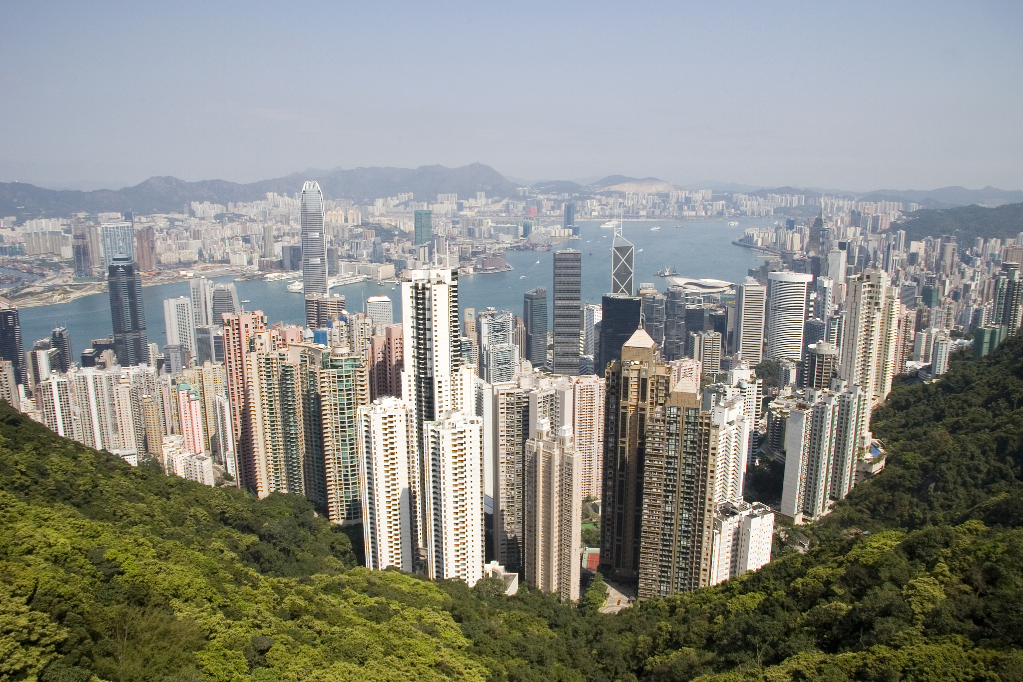 香港是什么样的城市和山脉