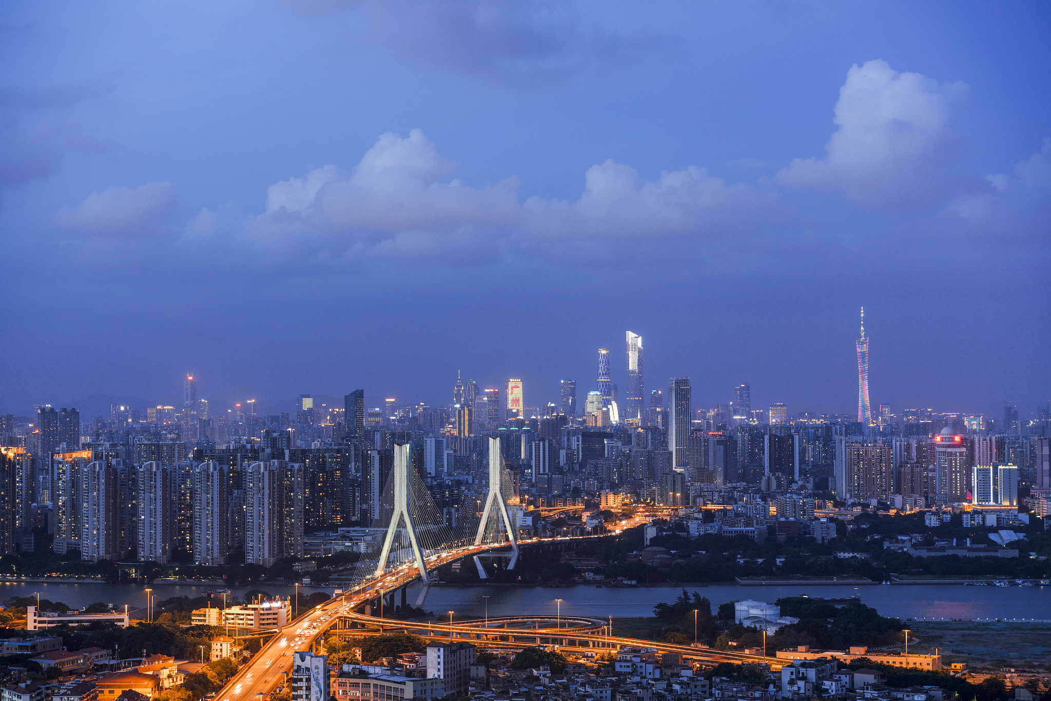 远眺广州夜景