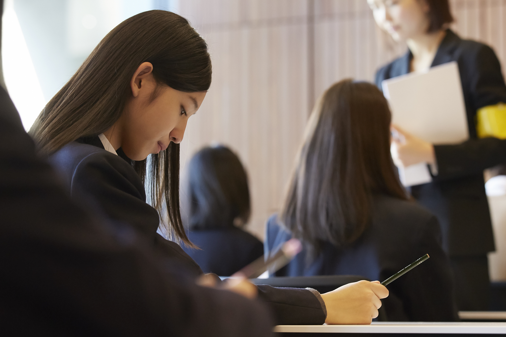 女生成绩不好学什么专业最好