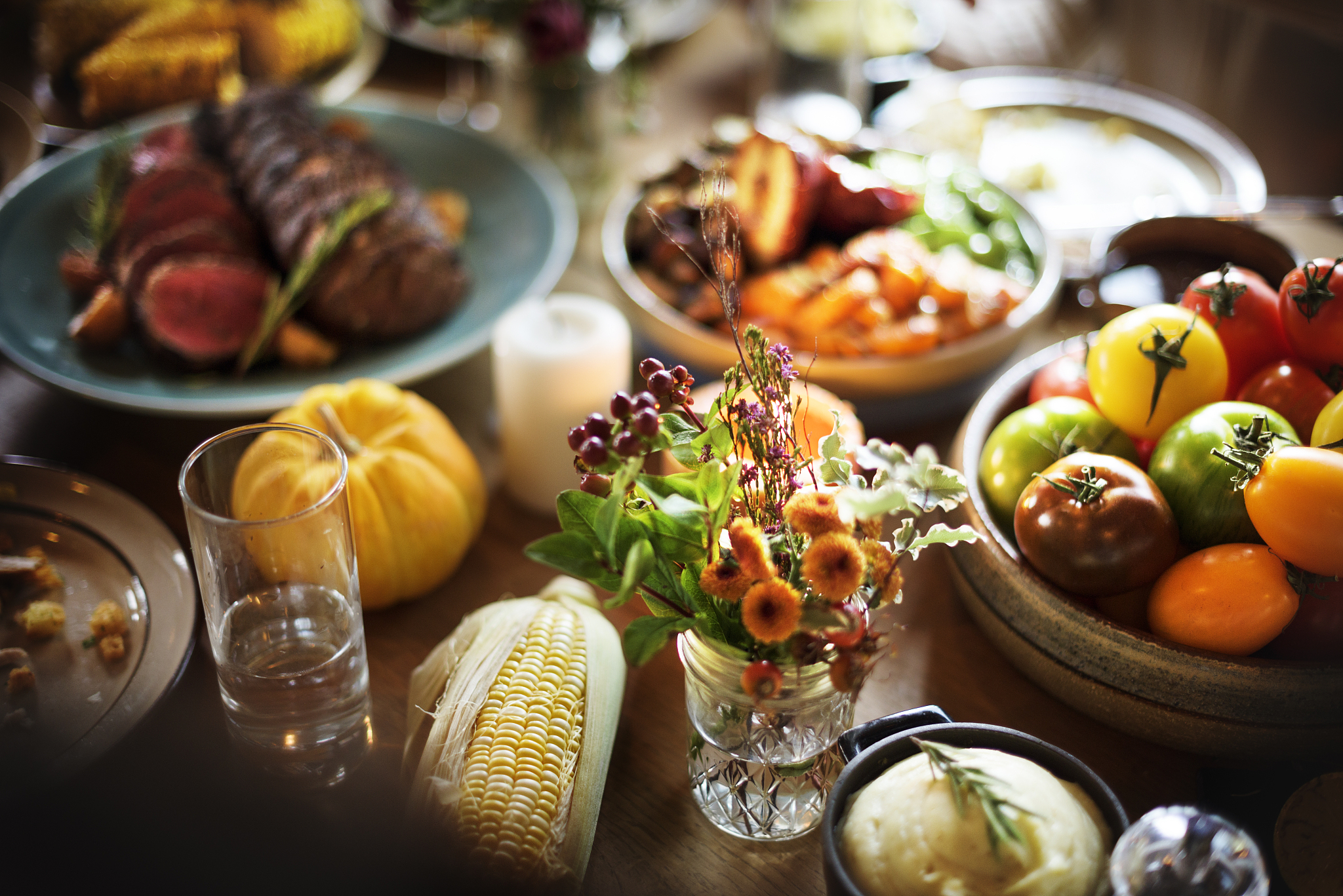 tomatoes corn food thanksgiving table setting concept
