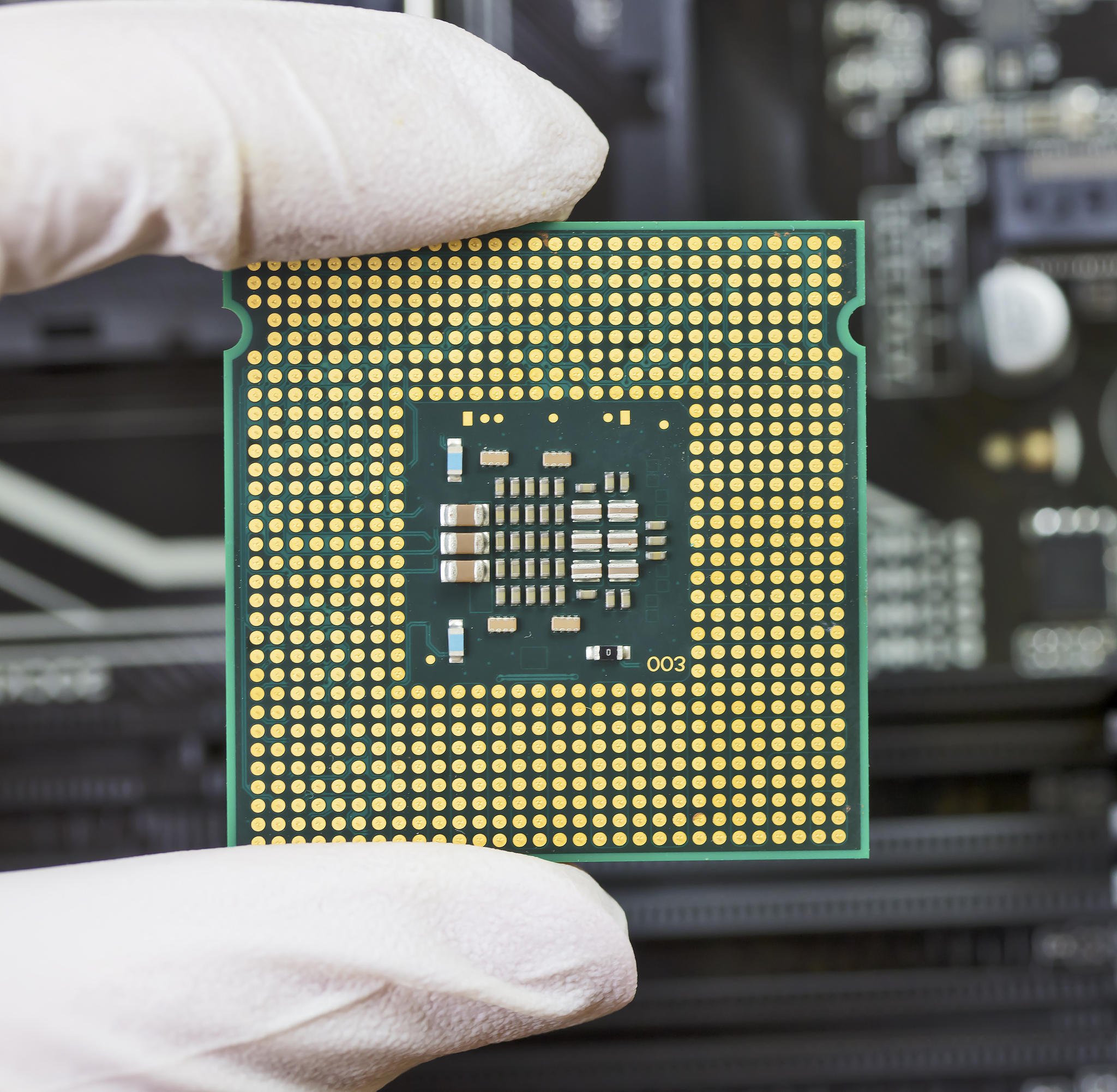 锐龙7 7735hs vs 7840hs: 性能对比与选择建议