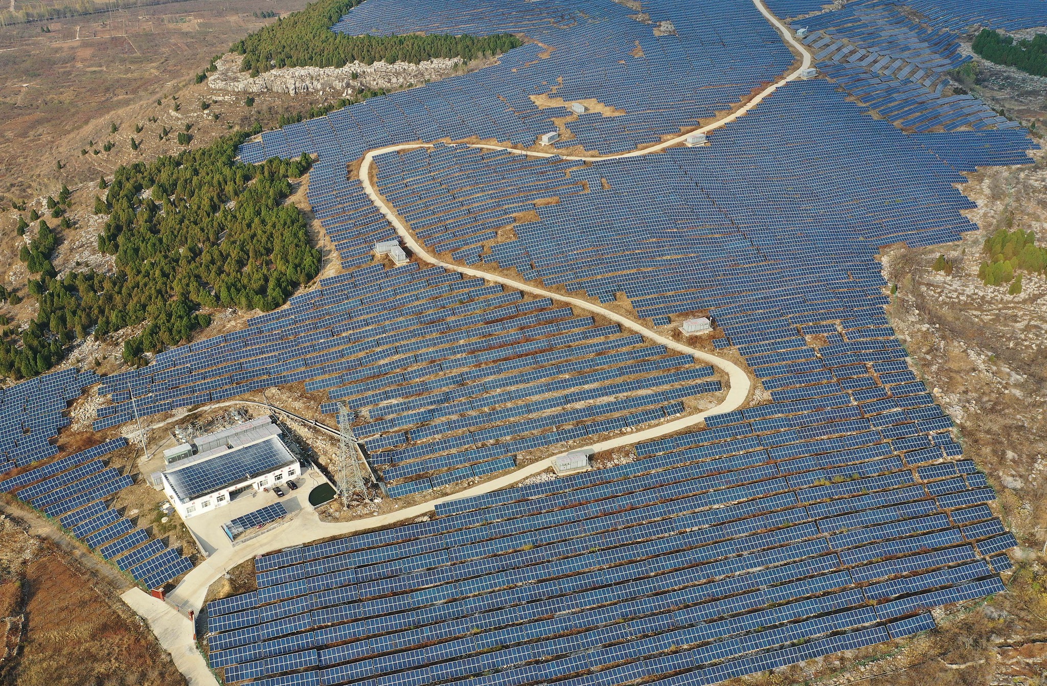 光伏企业价值评估：与普通企业有何不同？