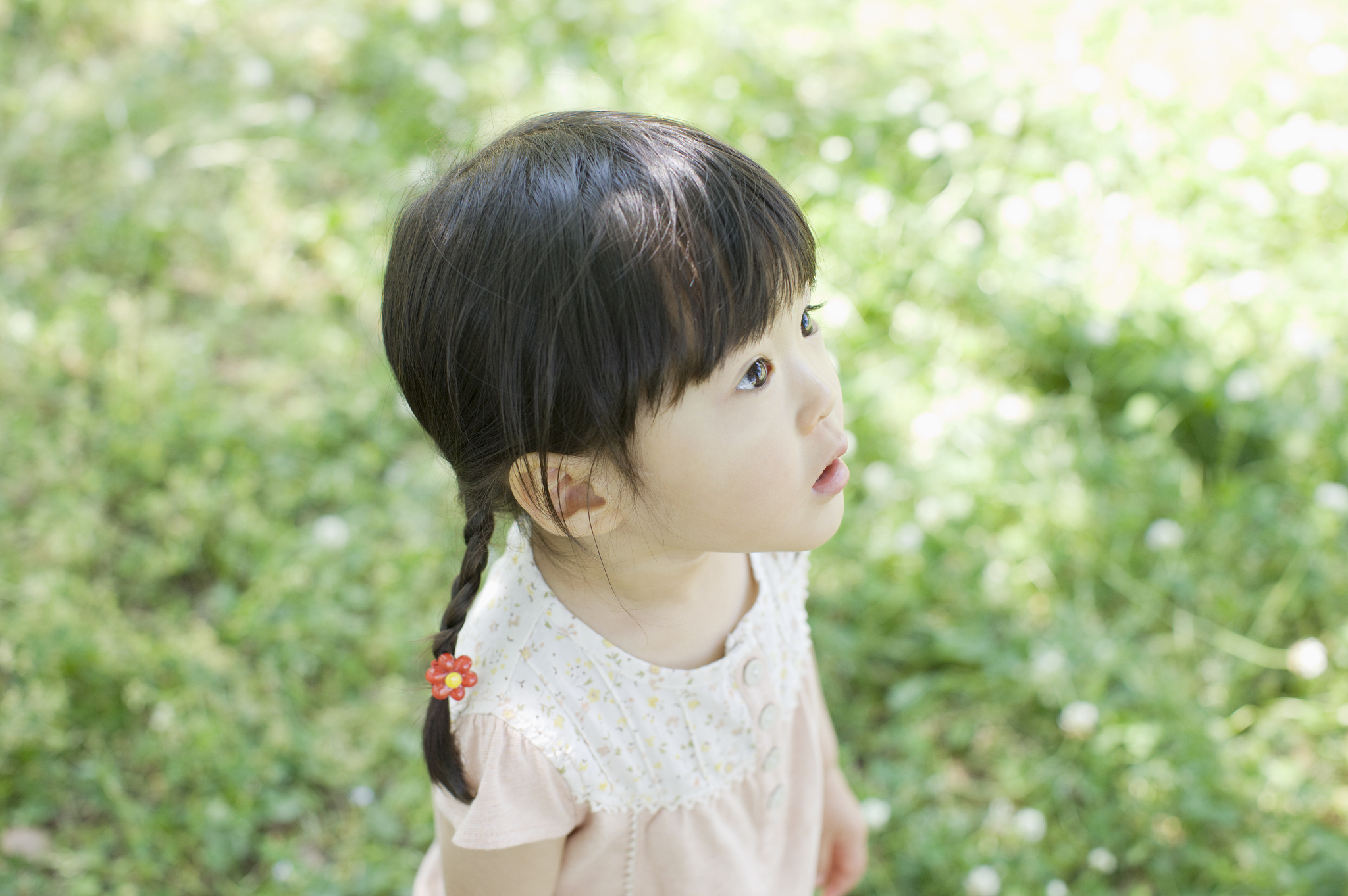 一周岁不到的婴儿：天使般的可爱容颜